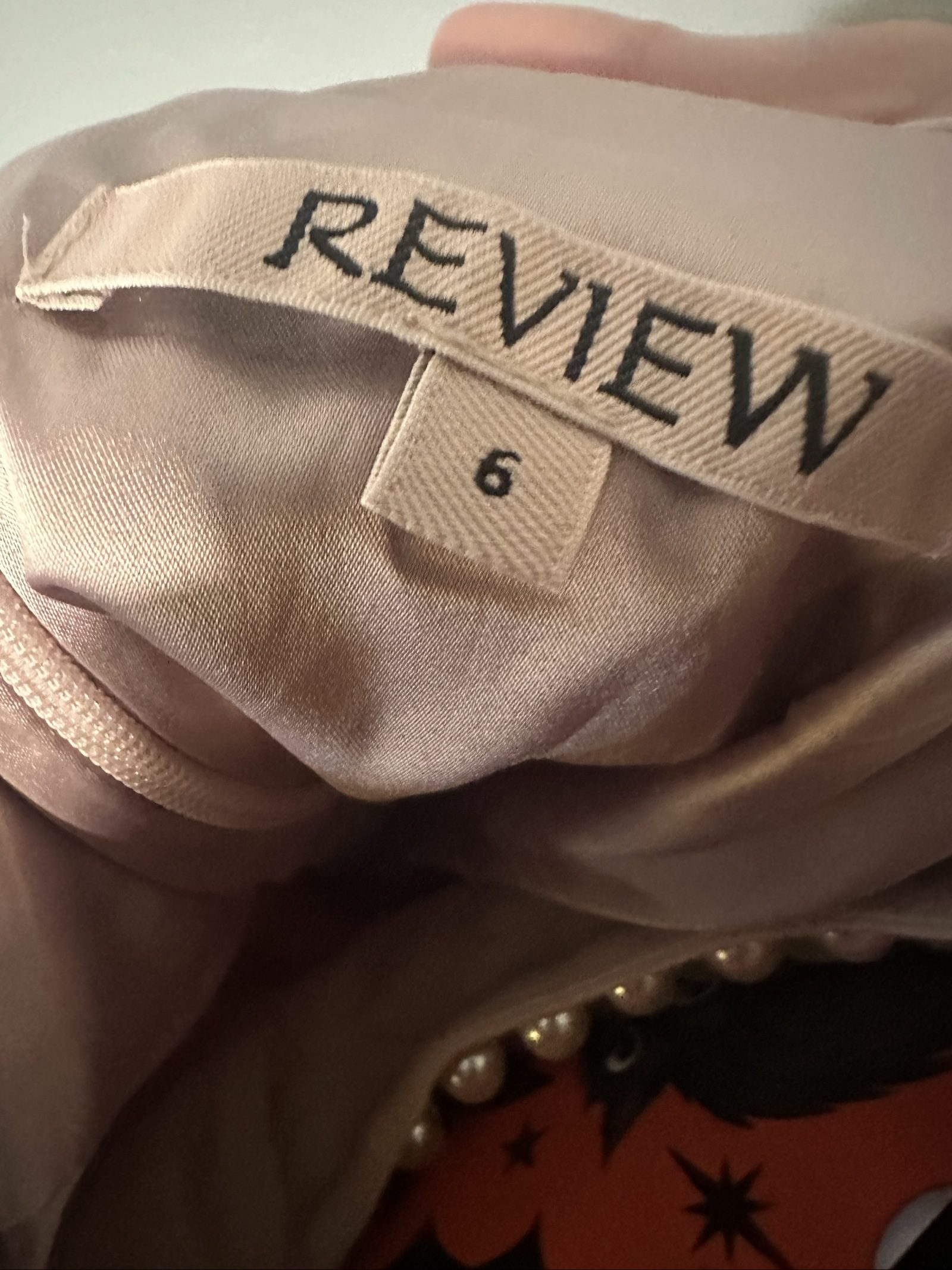 Review Women's Nude Sleeveless Top Size 6 Beaded Pearl Neckline image 3