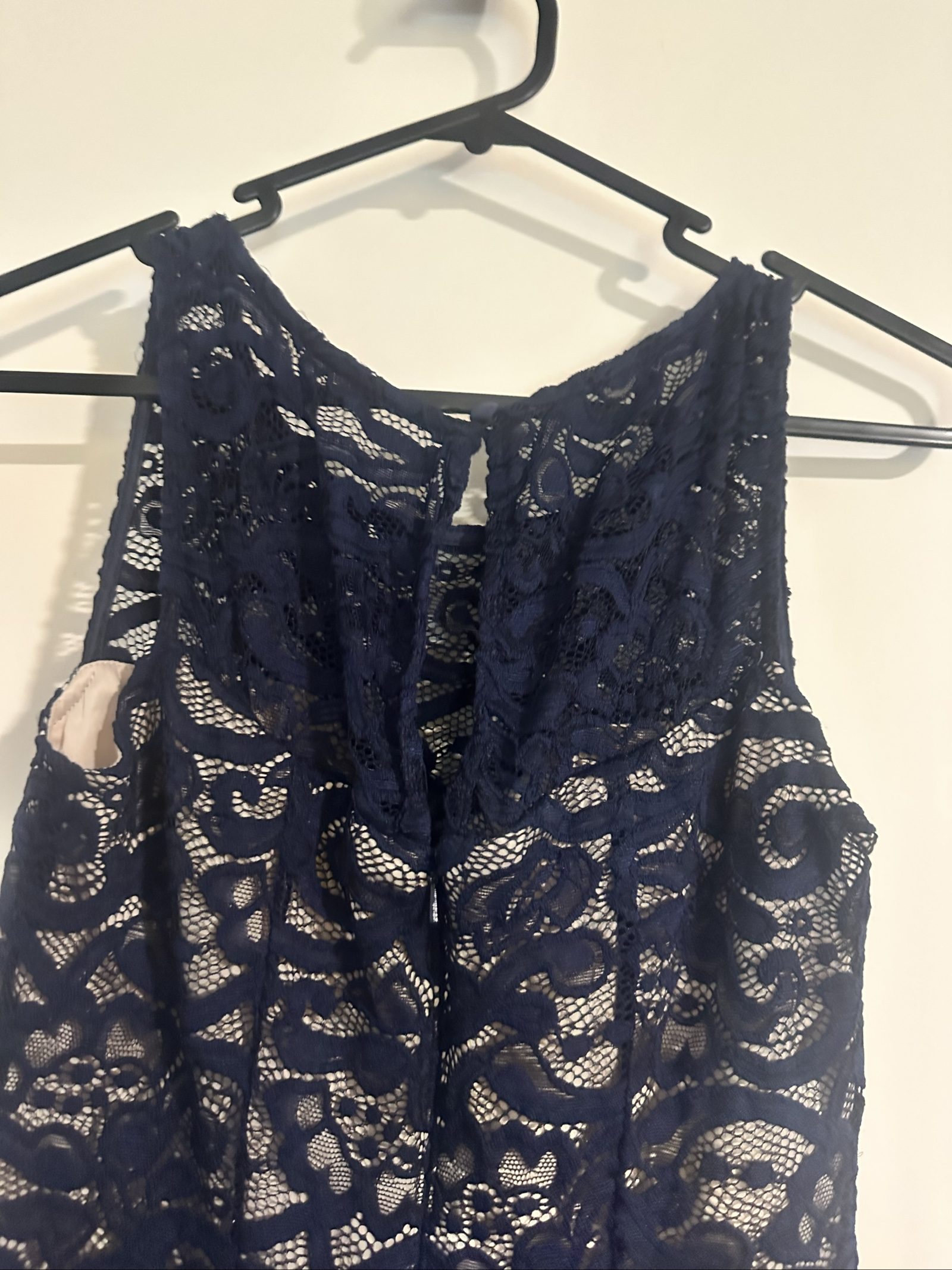 Review Navy Blue Lace Dress Size 6 Sleeveless image 4