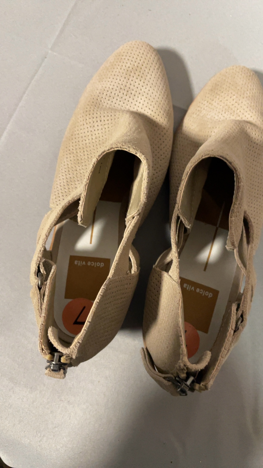 Dolce Vita Women's Beige Suede Cutout Ankle Booties Size 7 image 6
