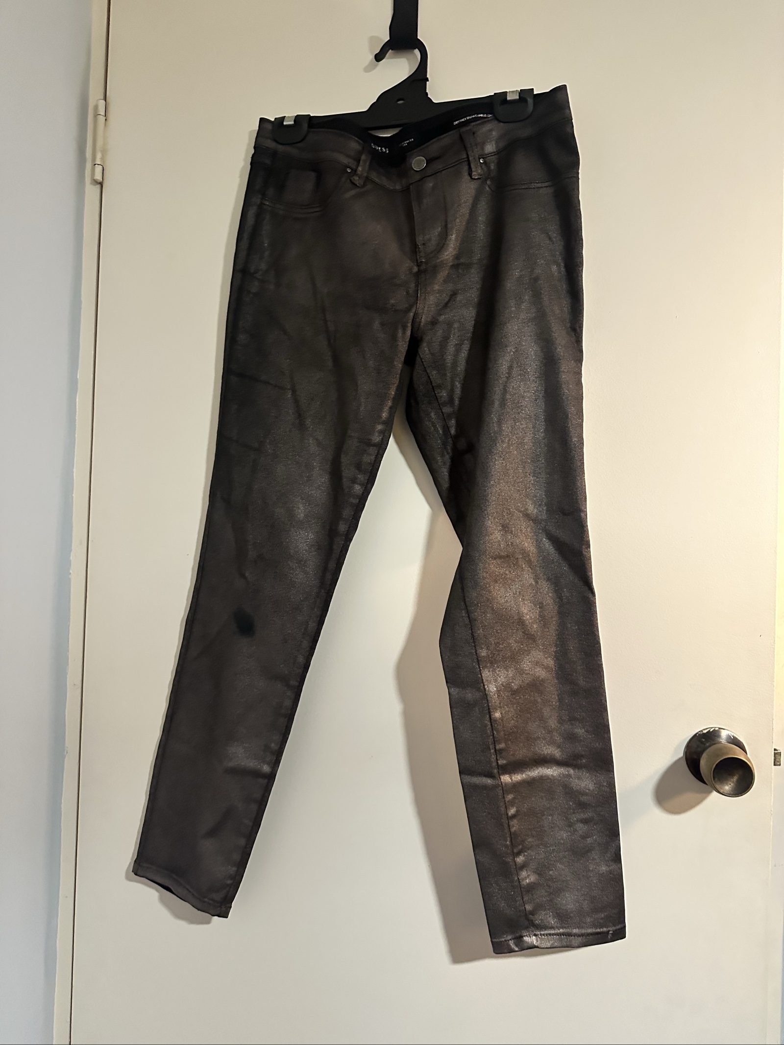 Guess Women's Black Britteny Skinny Jeans Size L with Shiny Finish