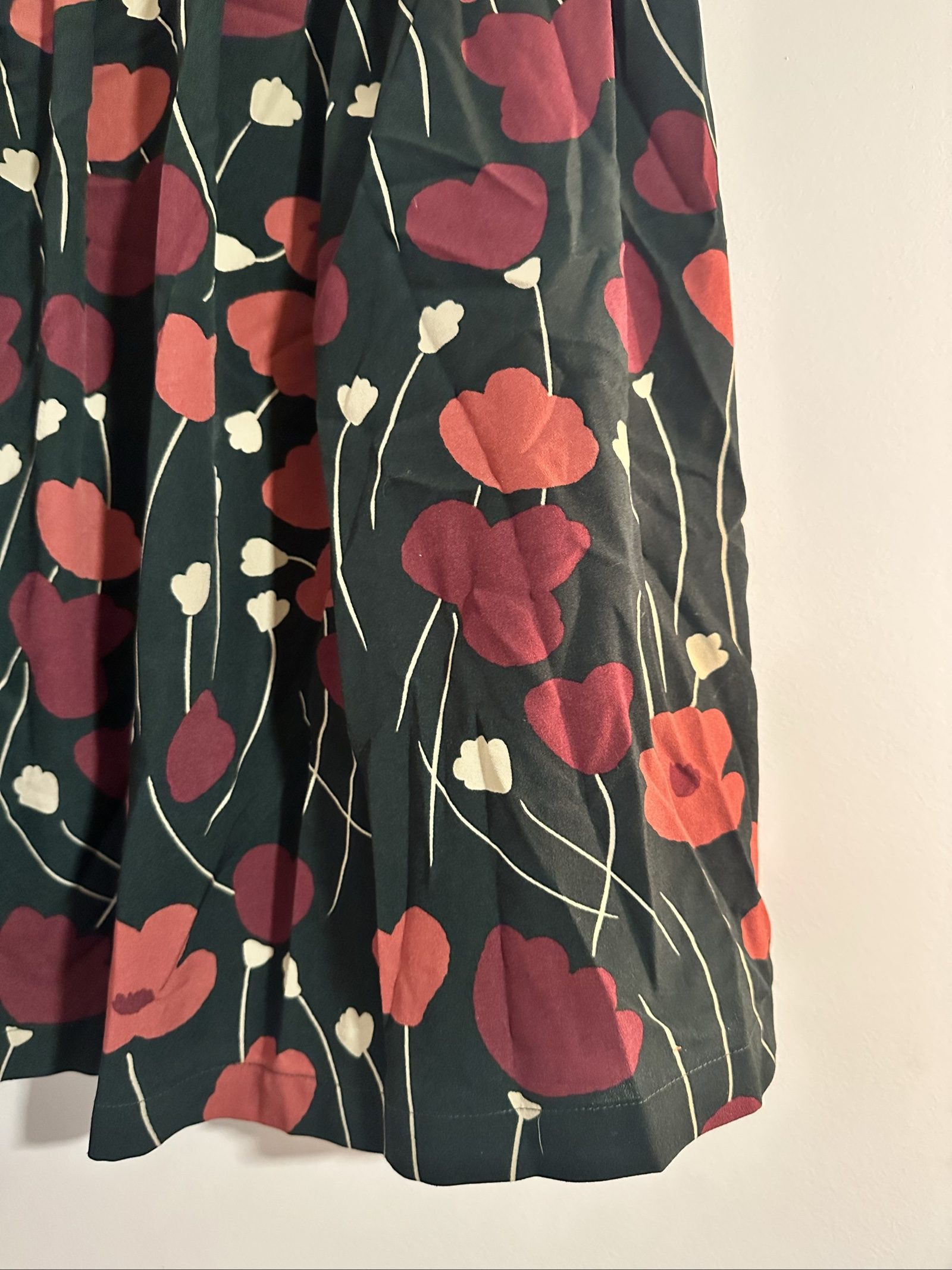 Princess Highway Black Floral Print Skirt Size 8 image 2