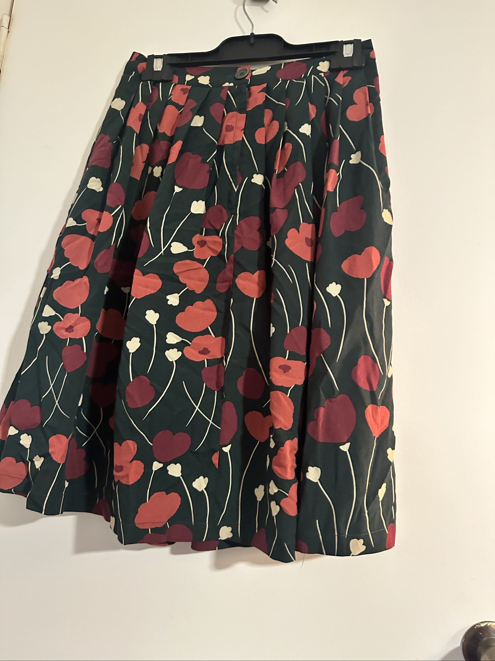 Princess Highway Black Floral Print Skirt Size 8 image 3