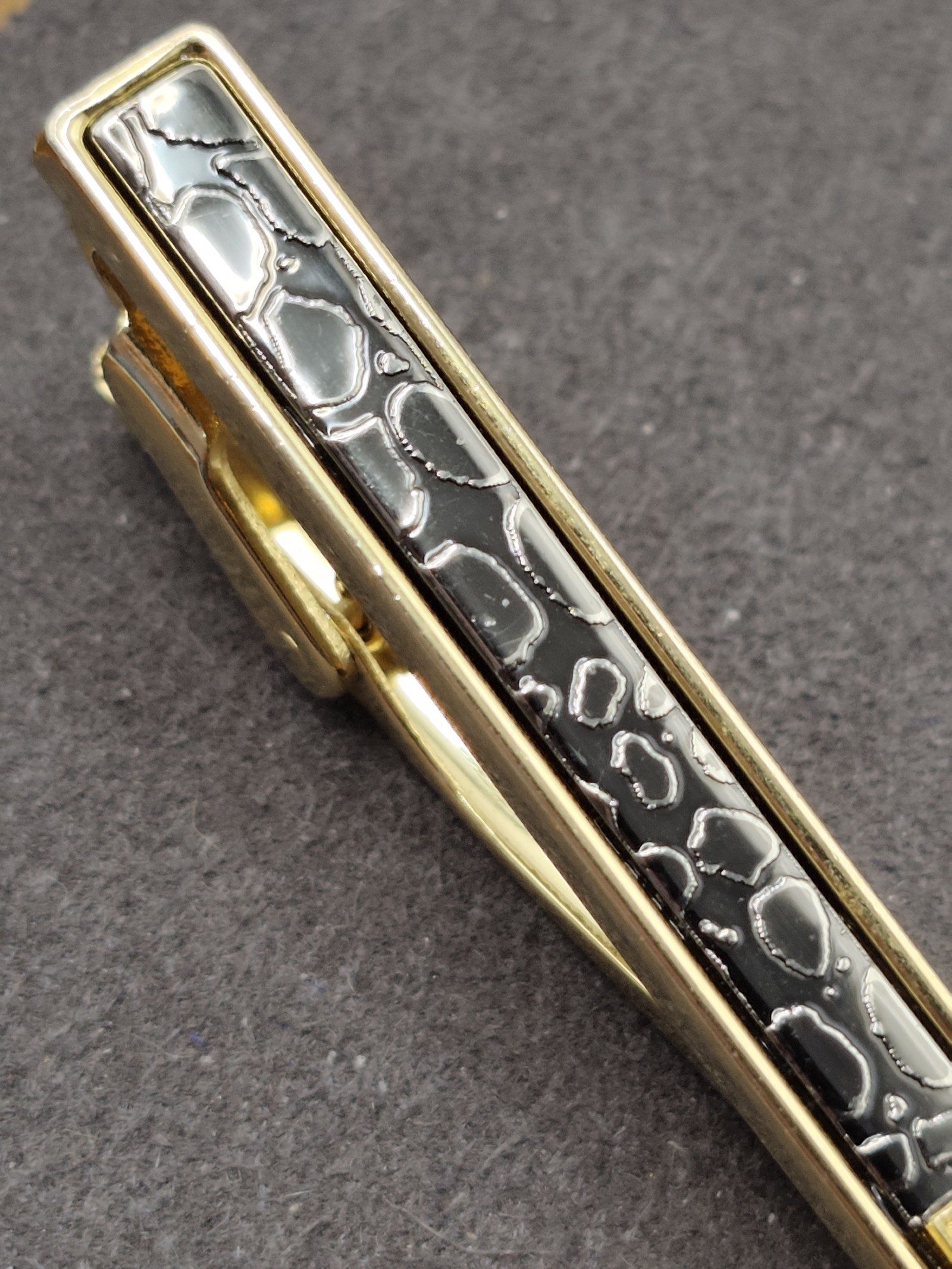 Givenchy Men Black & Gold Stainless Steel Tie Clip 6.5 cm image 8