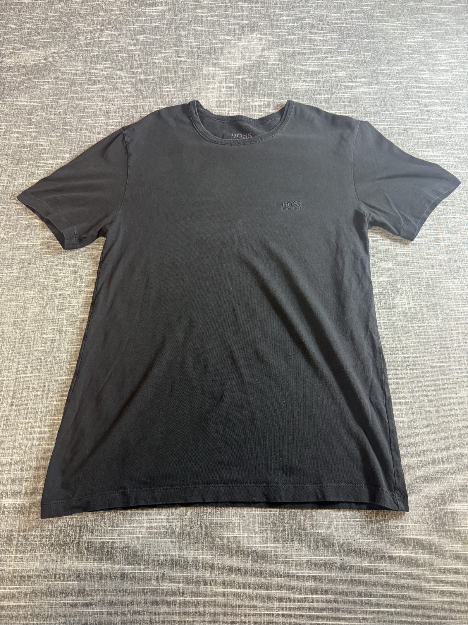Hugo Boss Men’s Black Logo Embroidered Logo T-Shirt Small