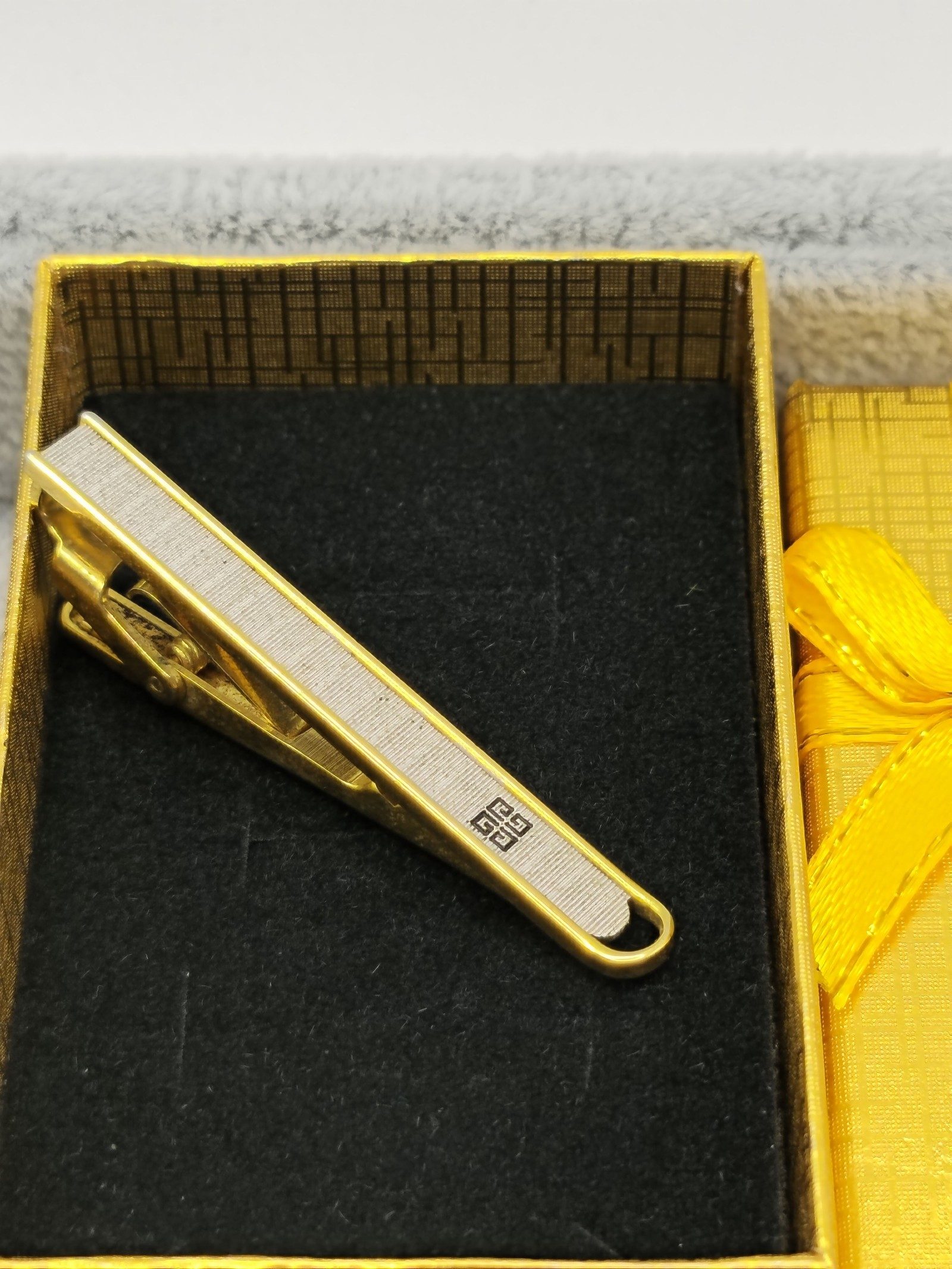 Givenchy Men's Gold & Silver Tone Tie Clip Other image 2