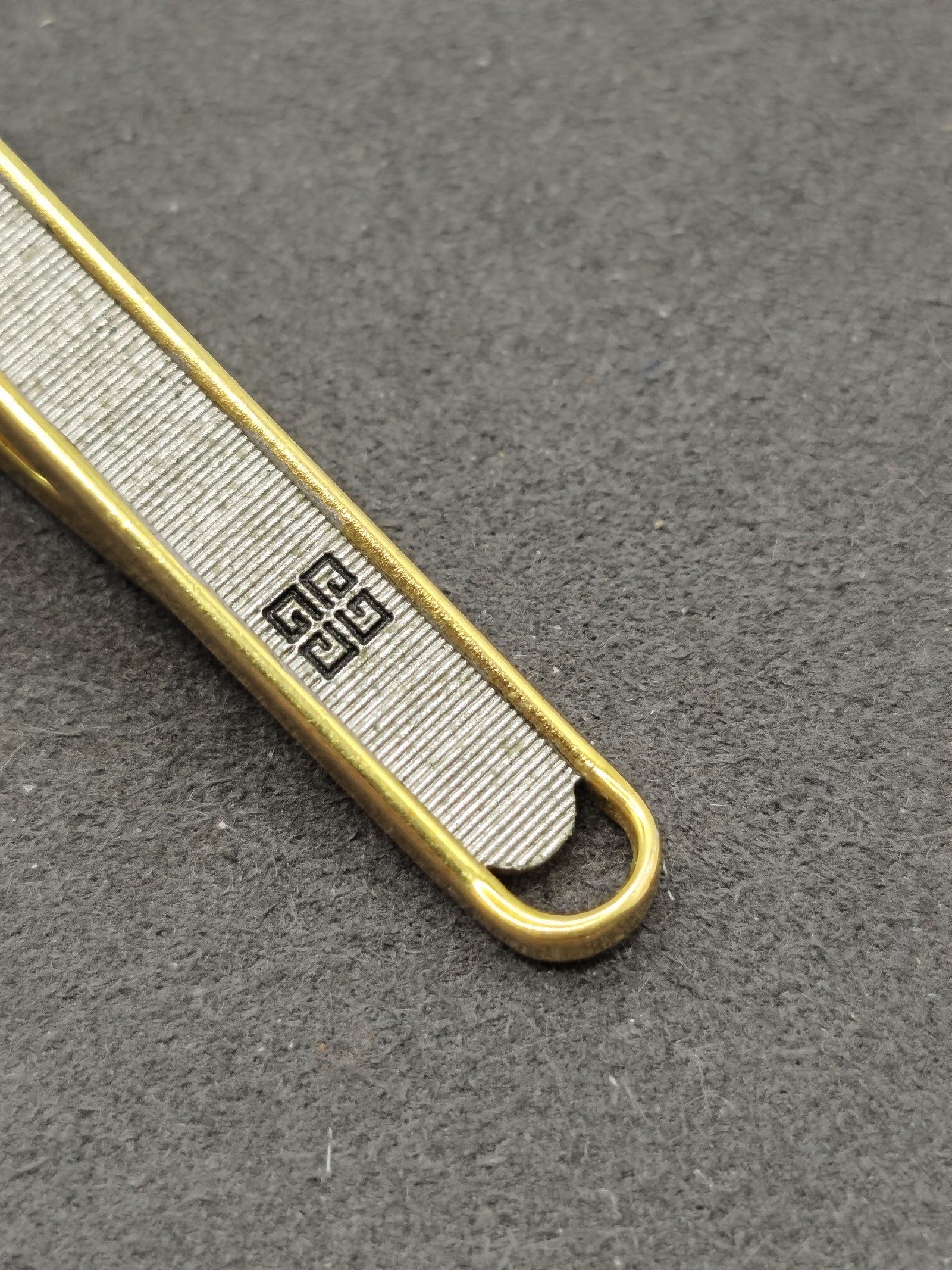Givenchy Men's Gold & Silver Tone Tie Clip Other image 4