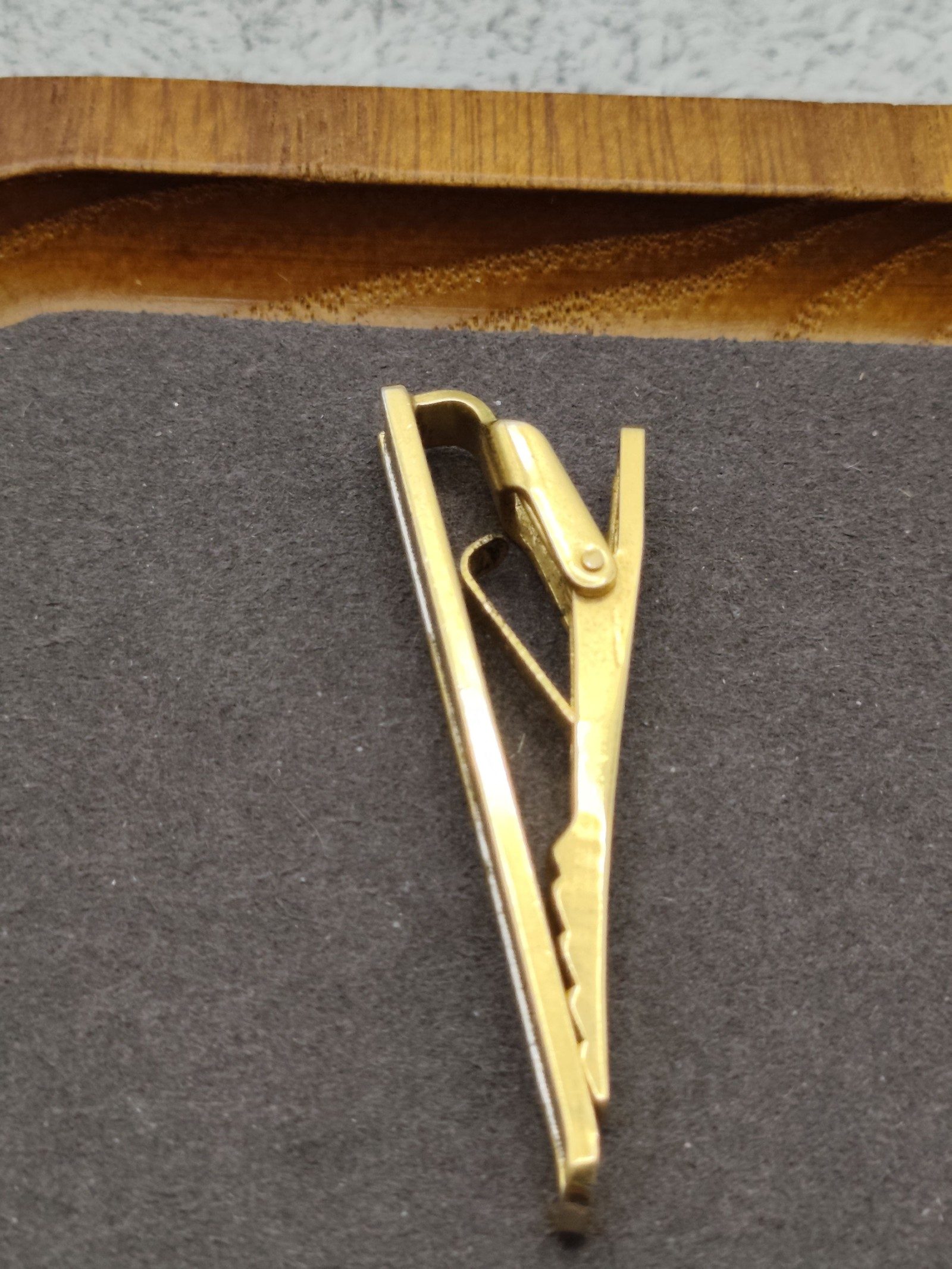 Givenchy Men's Gold & Silver Tone Tie Clip Other image 7