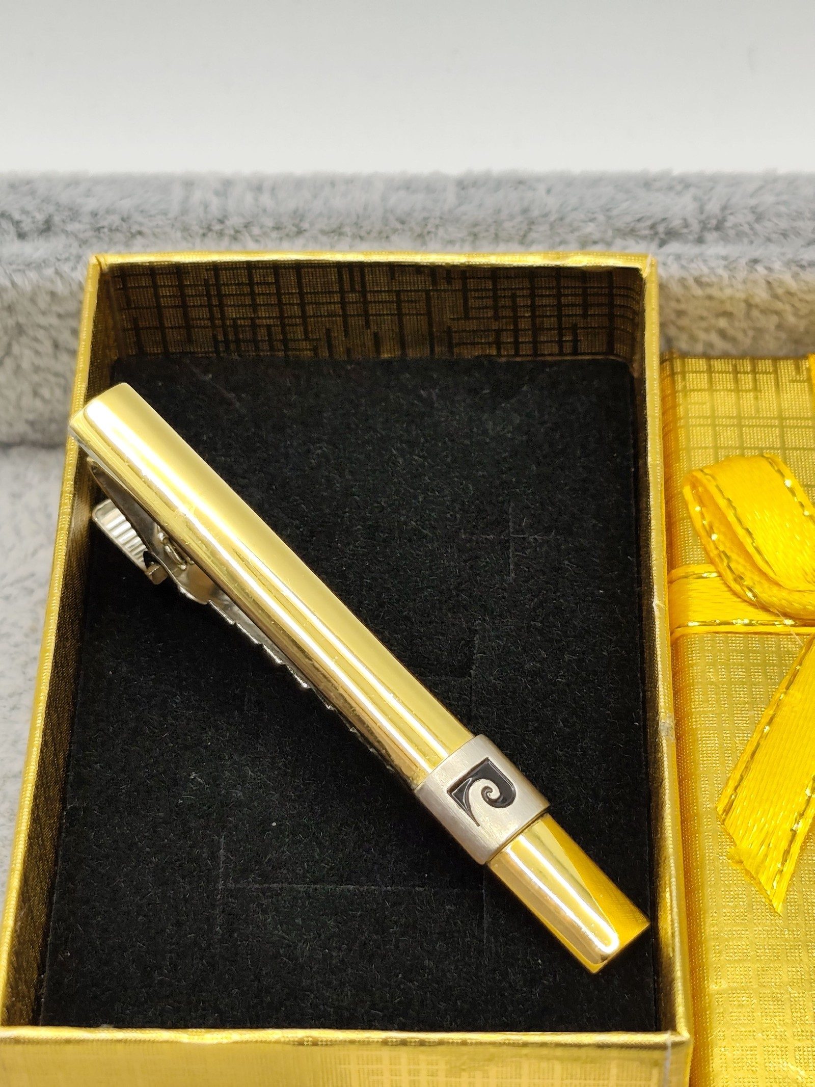 Pierre Cardin Gold & Silver Tone Men's Tie Clip with Swirl Design Other image 2