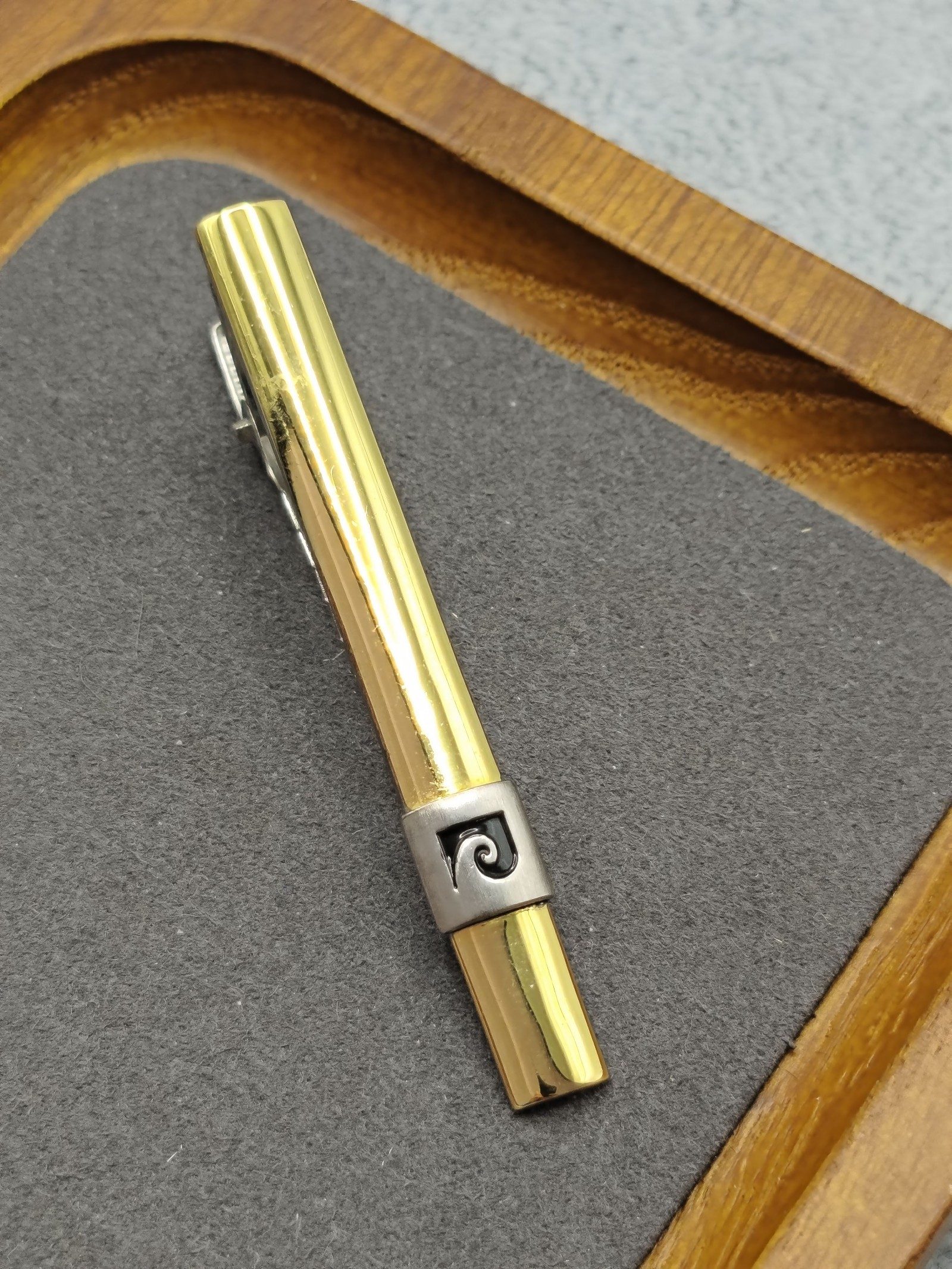 Pierre Cardin Gold & Silver Tone Men's Tie Clip with Swirl Design Other image 3