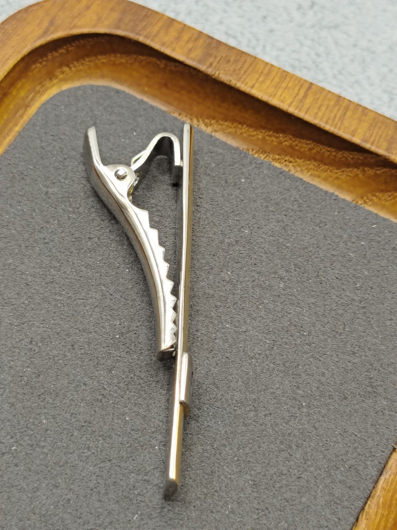 Pierre Cardin Gold & Silver Tone Men's Tie Clip with Swirl Design Other image 4