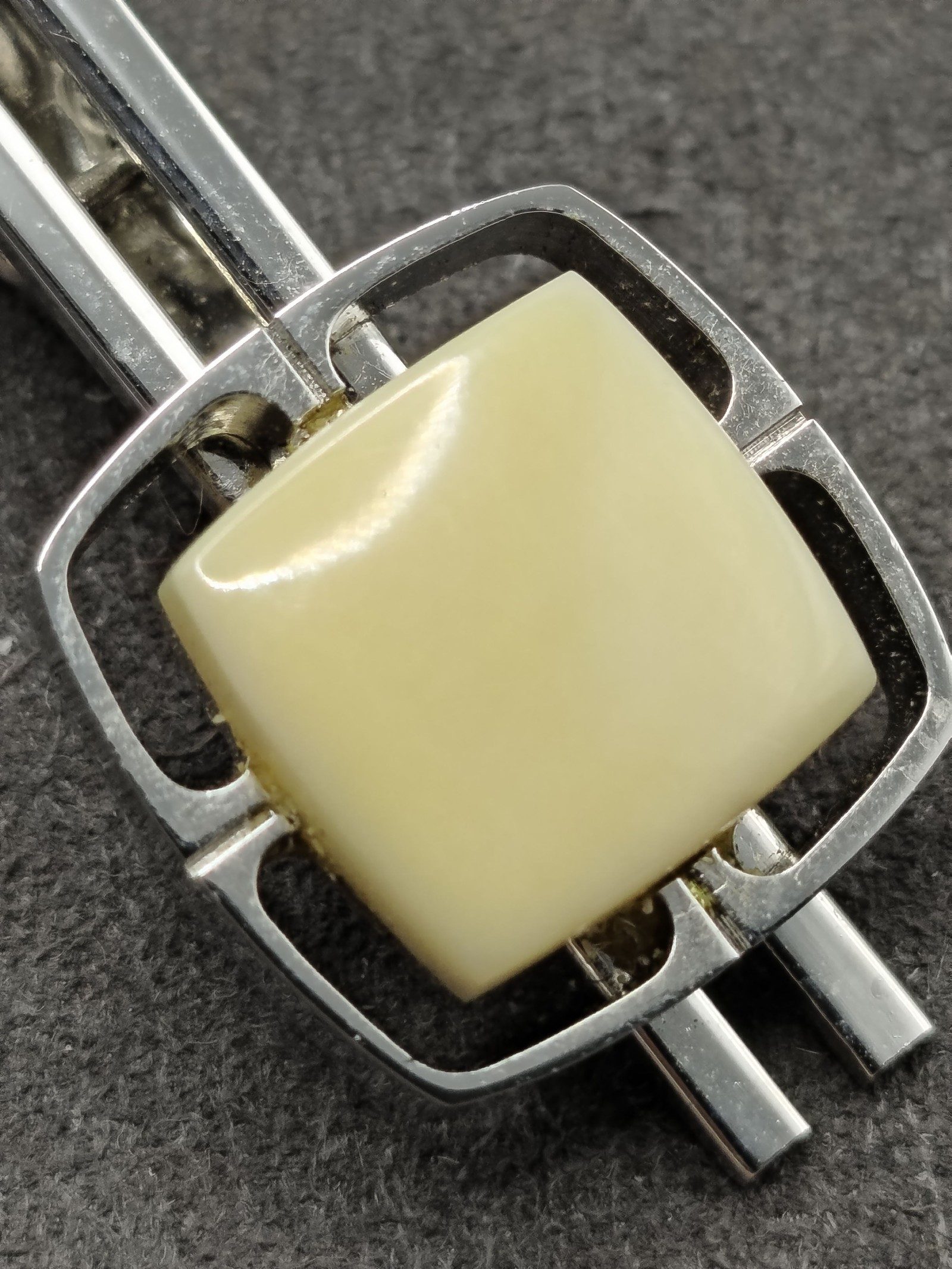 Silver Tone & Cream Men’s Tie Clip with Chain & Gift Box 6 cm image 7