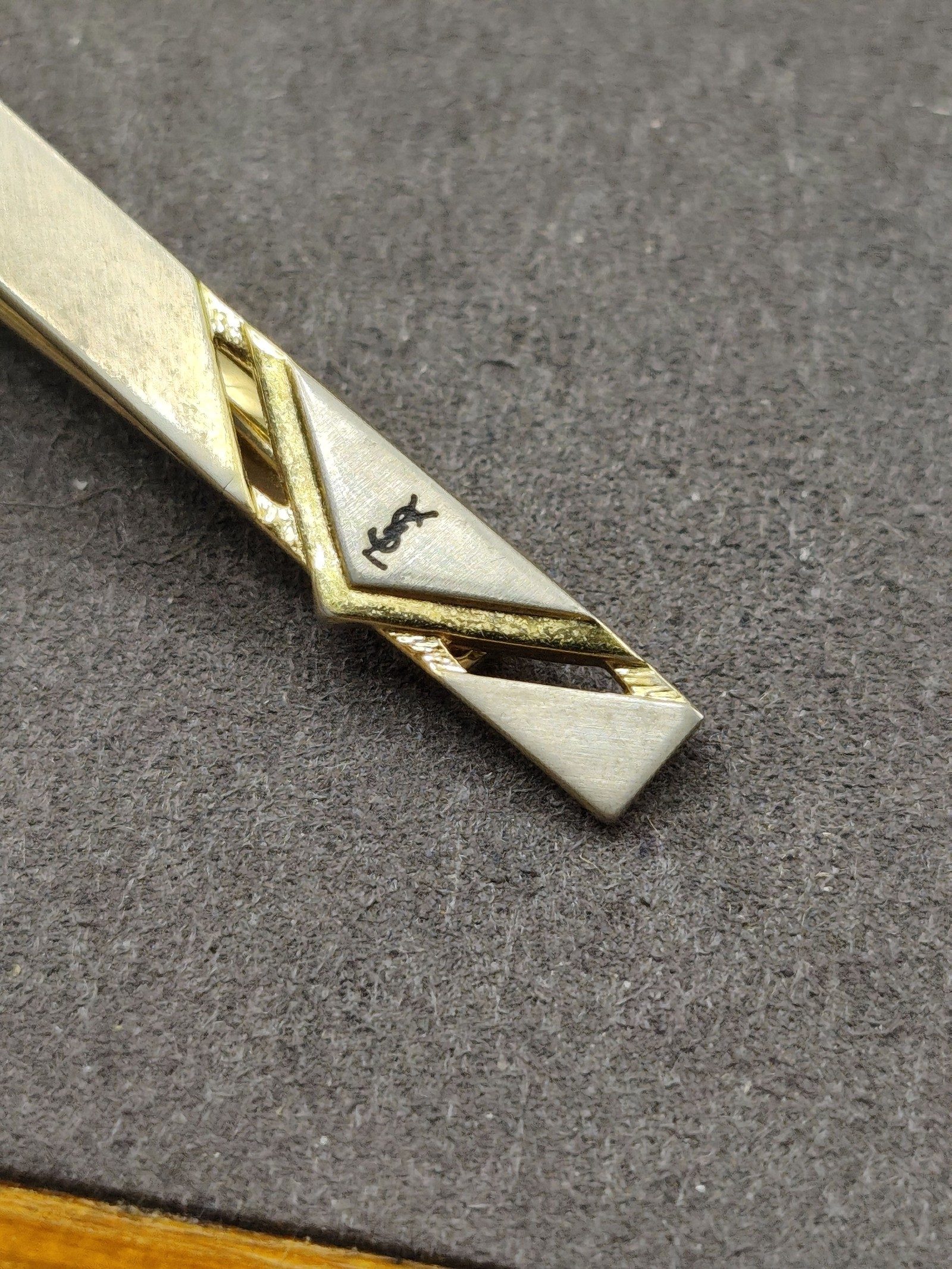 Yves Saint Laurent Gold-tone Men's Tie Clip image 4