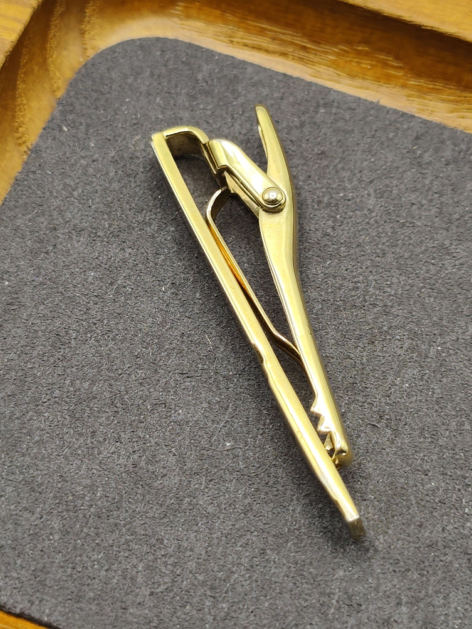 Yves Saint Laurent Gold-tone Men's Tie Clip image 6