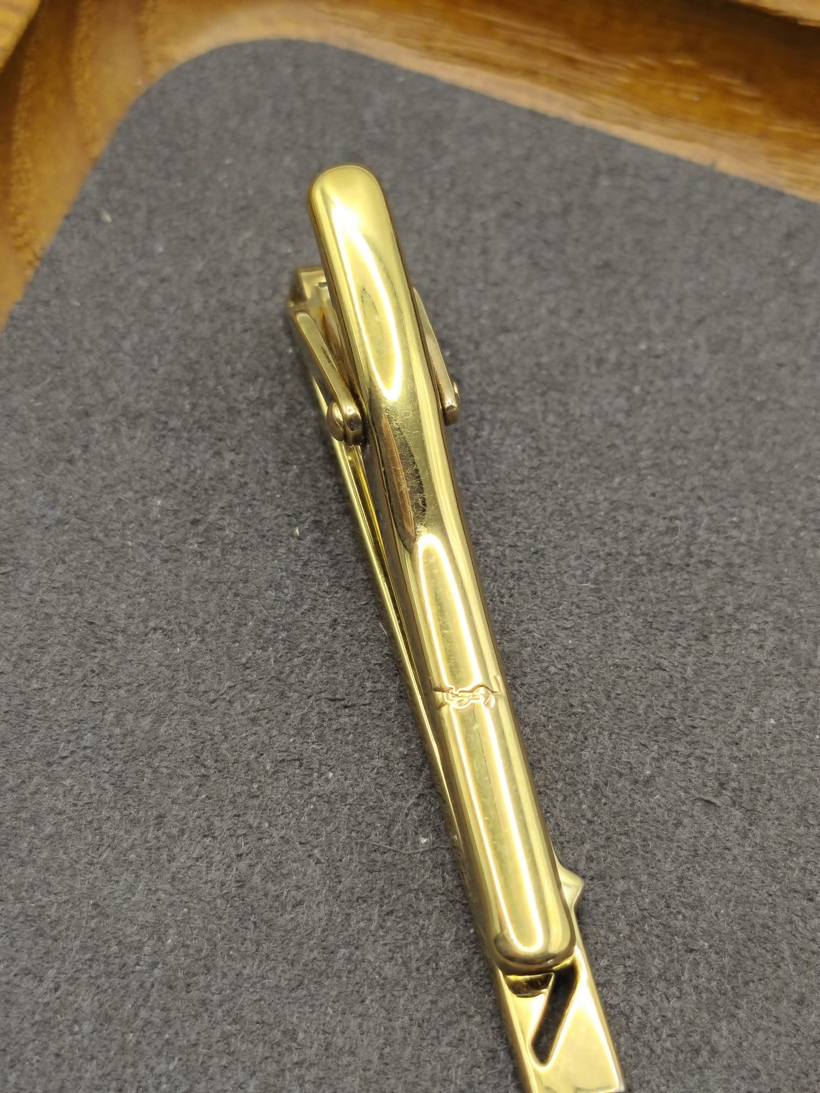 Yves Saint Laurent Gold-tone Men's Tie Clip image 7