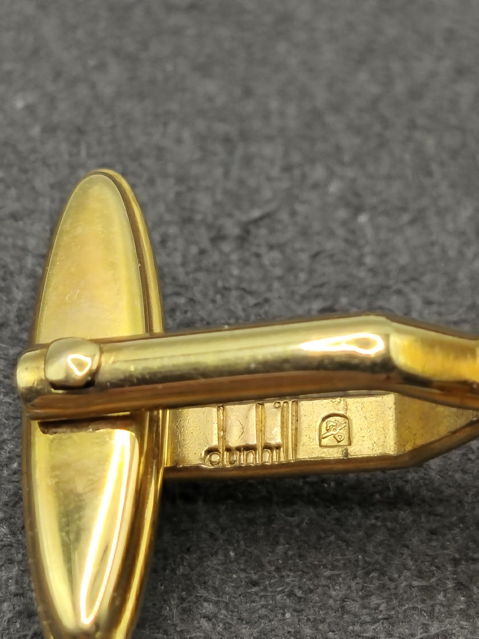 Dunhill Men Gold & Black Round Cufflinks with Box Other image 6