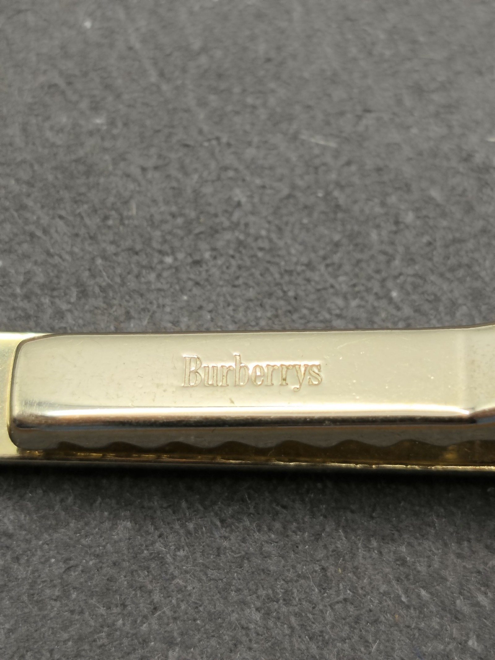 Burberry Men's Gold Tie Clip with Box image 10