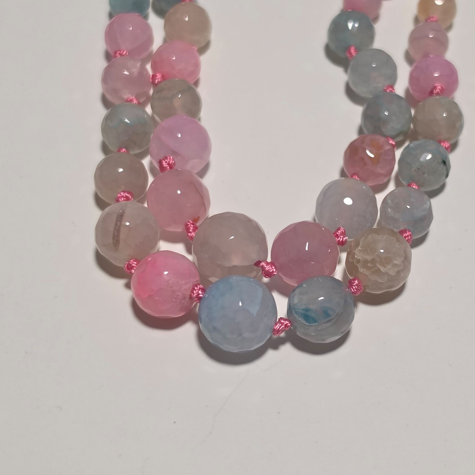 Beautiful Mixed Colour Beaded Necklace.b5 image 3
