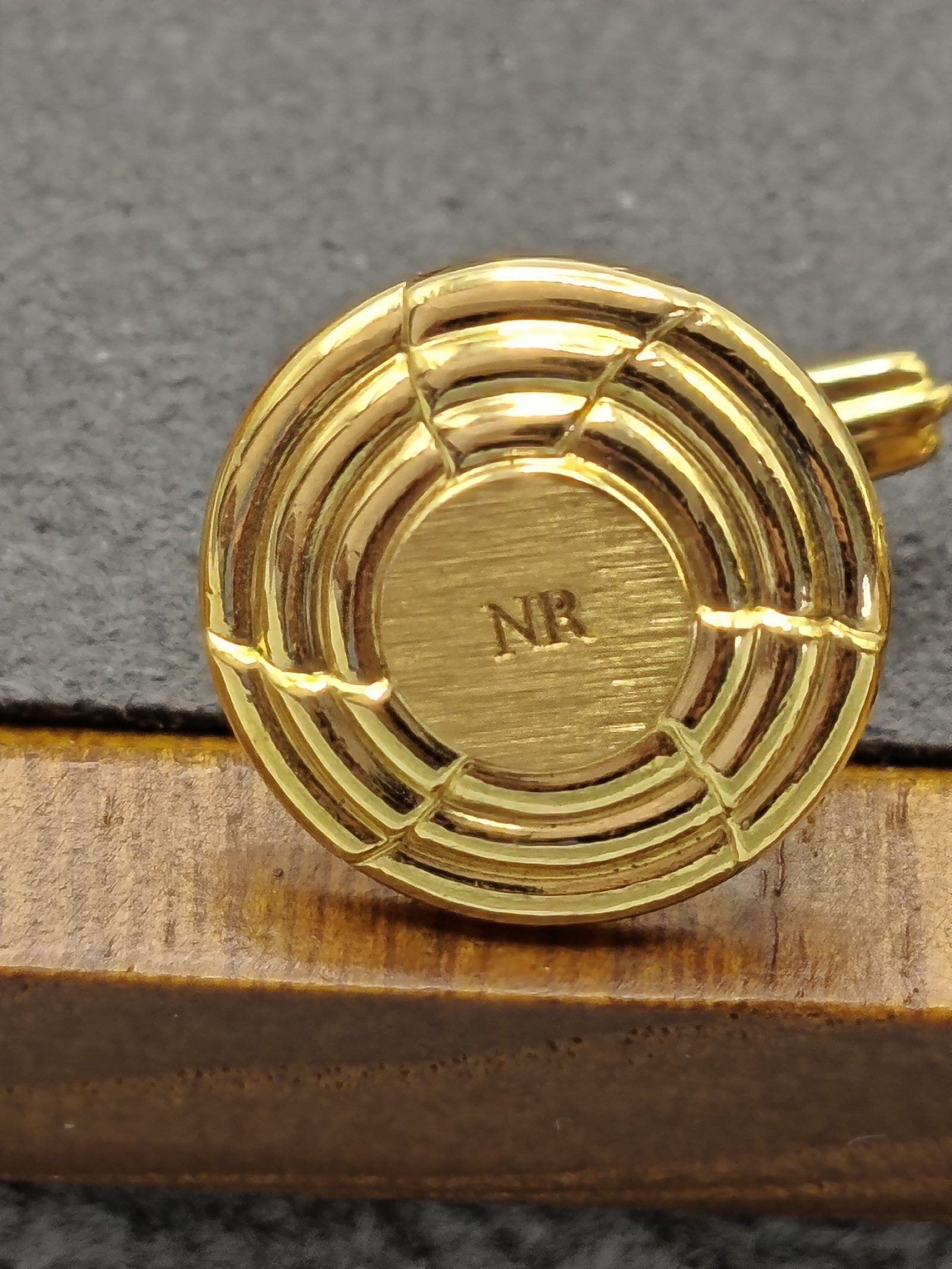 Nina Ricci Men's Gold Tone Round Nina Ricci NR Logo Cufflinks with Gift Box Other image 5