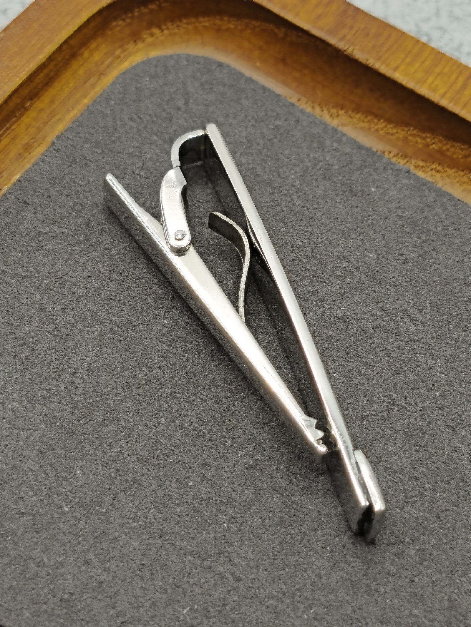 YSL Men's Silver Metal Tie Clip Clasp with Box Other image 6