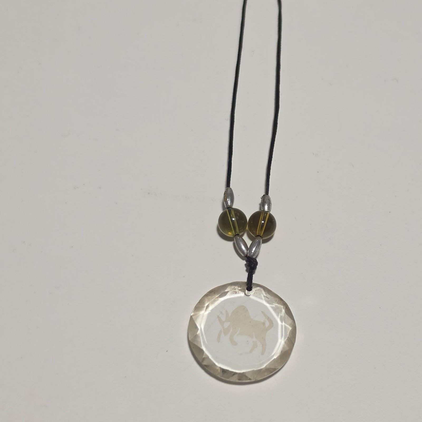 Vintage Crystal Clear Bull Pendant Necklace .b5 image 2