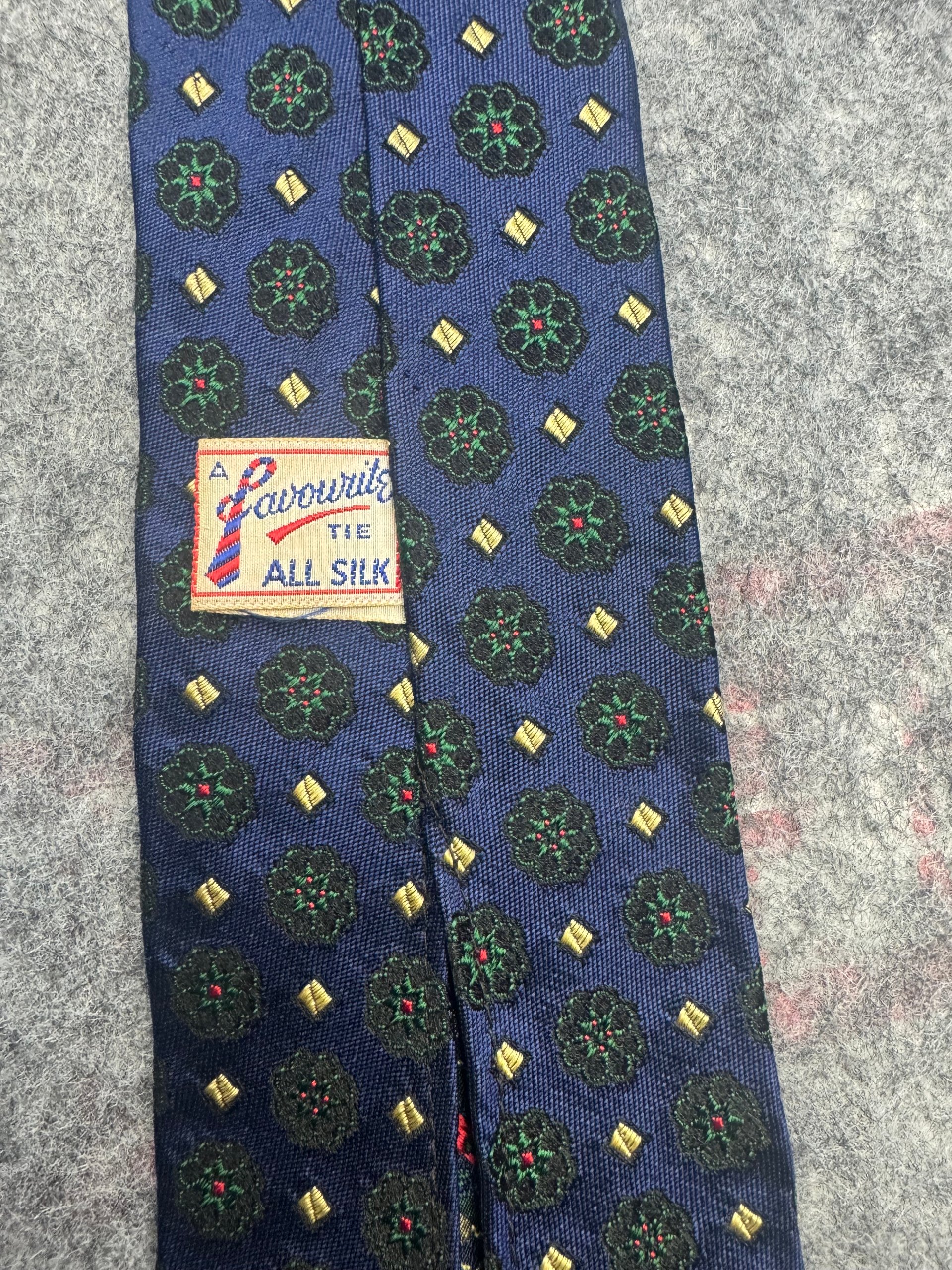 Favourite Navy Floral Medallion Silk Tie One Size image 2