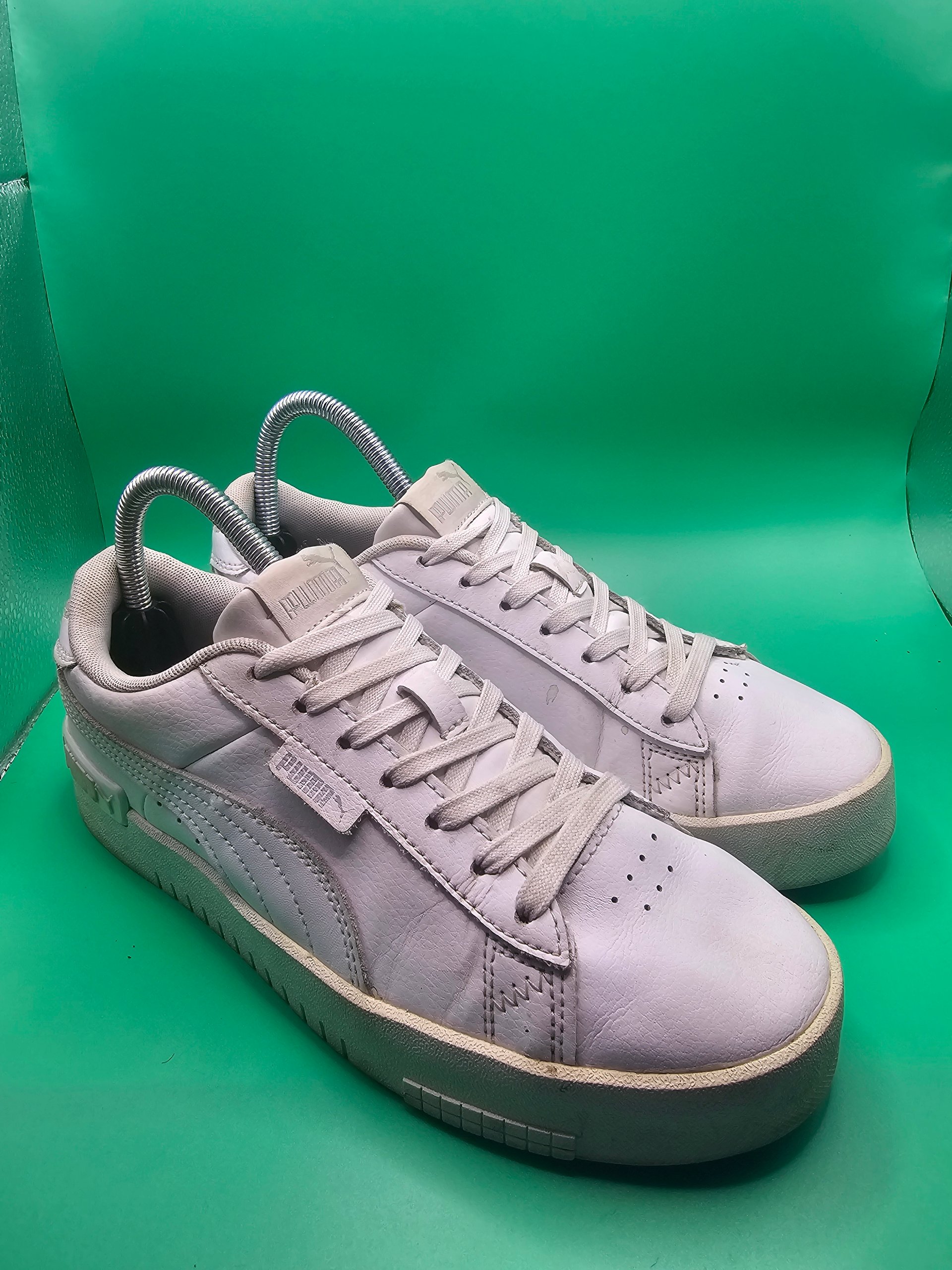 Puma White Low Top Sneakers Womans UK 5.5 Soft Foam Comfort