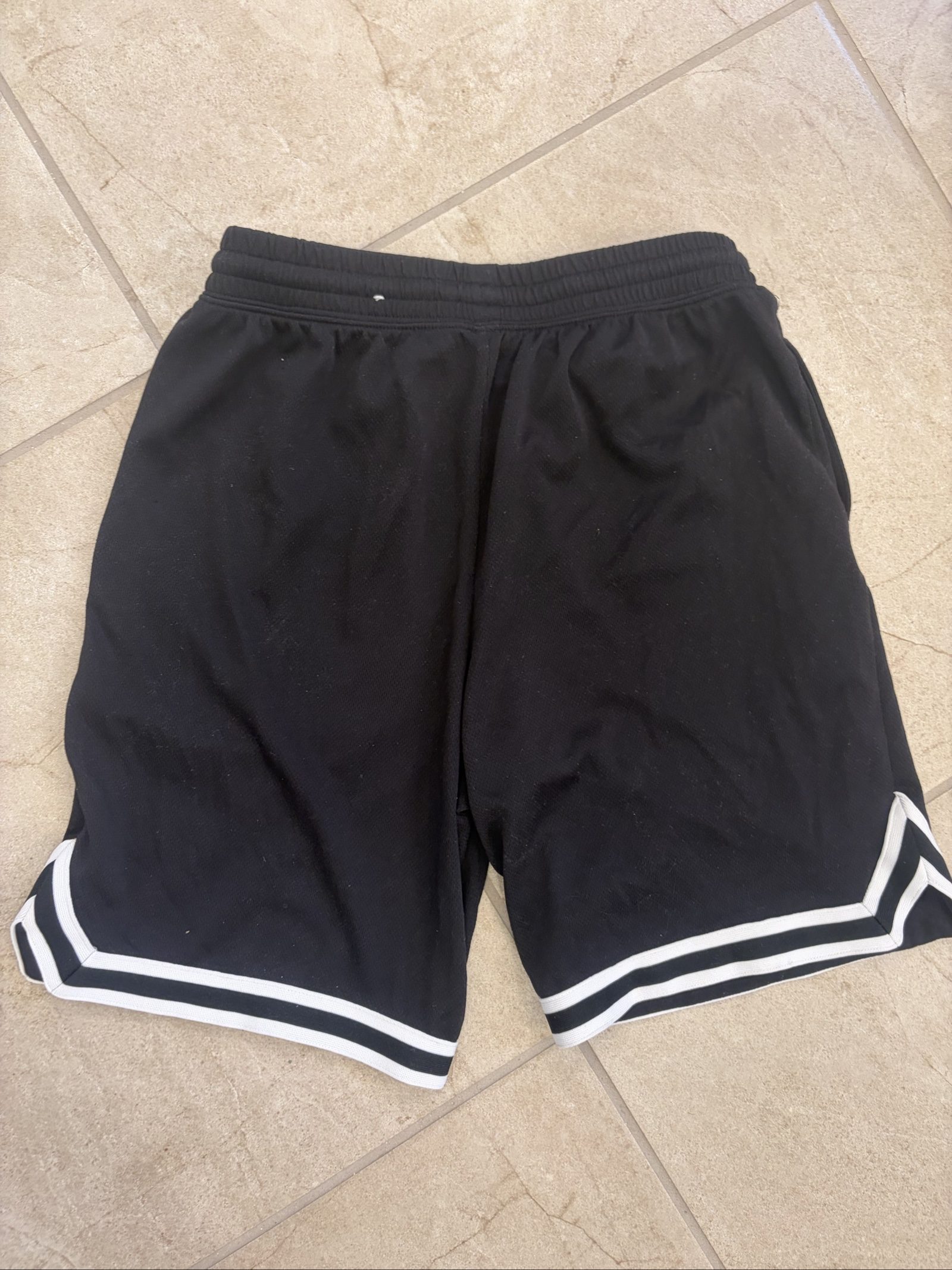 Black & White Basketball Shorts Large Elastic Waist image 2
