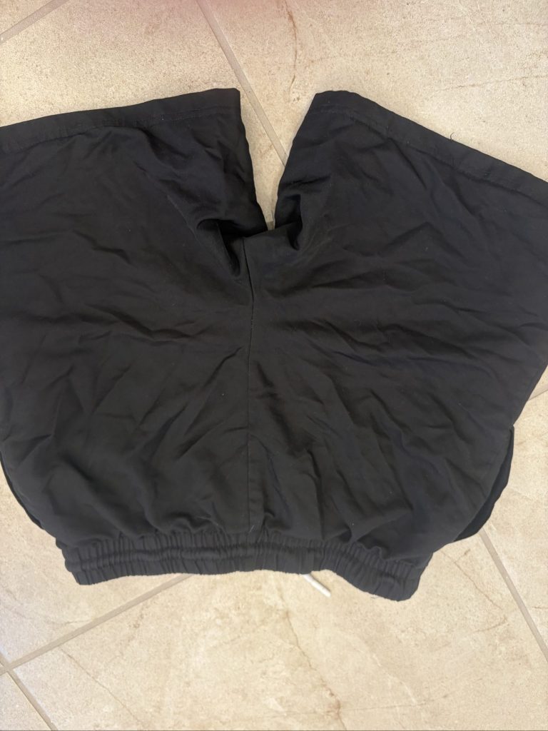 H&M Black Regular Fit Sweatpants Small