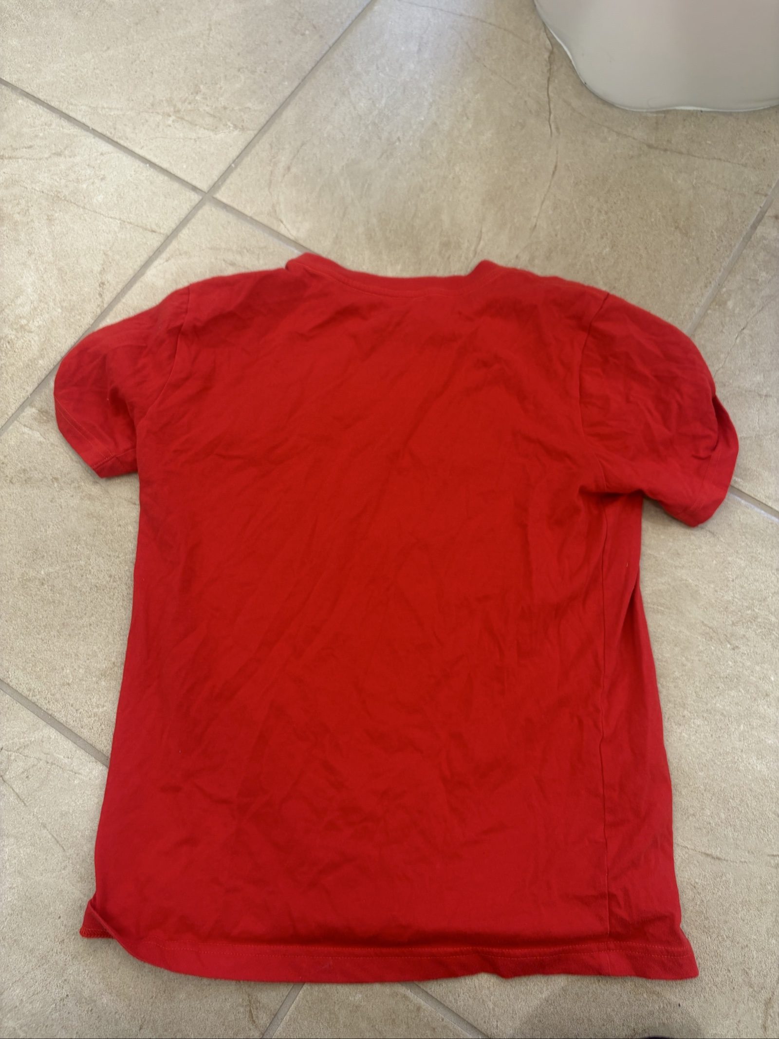 Nike Red Boys' Tempo Graphic T-Shirt Size 12-13 image 3