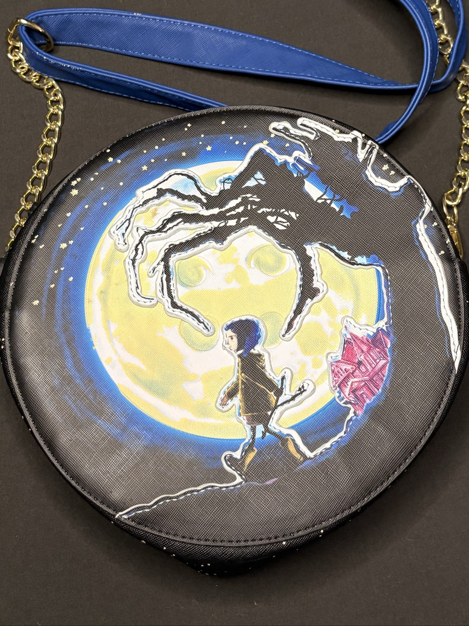 Loungefly Coraline Moon & Cat Circle Crossbody Bag Black & Blue image 2