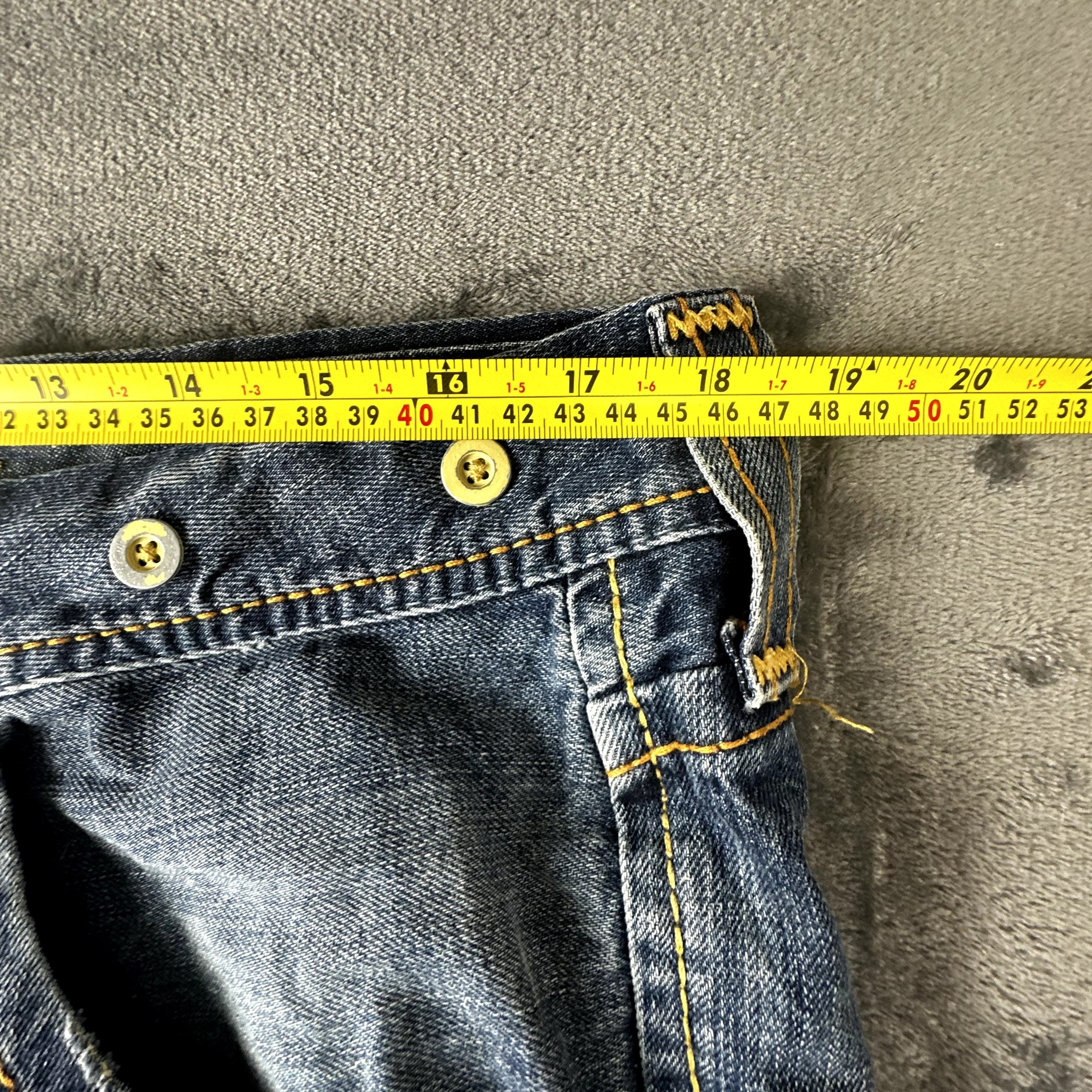 True Religion Men's Blue Distressed Jeans Waist 33 Inch Length 31 Inch image 4