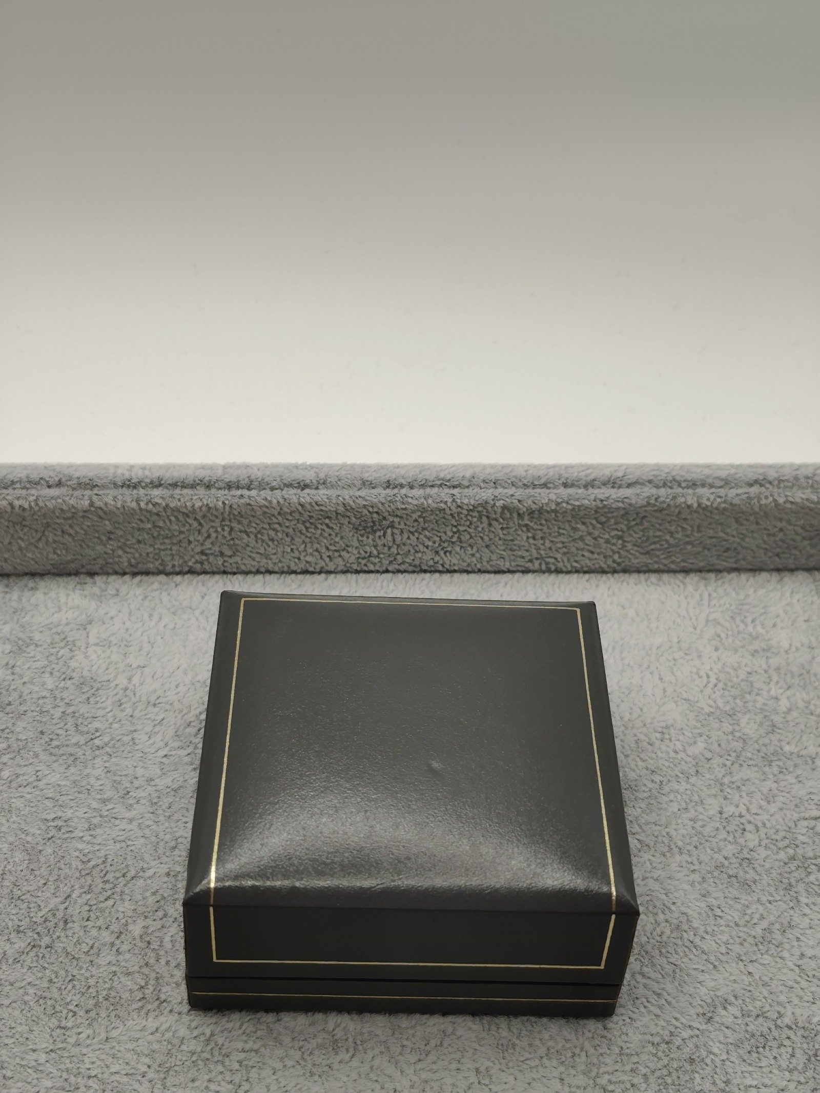 Dunhill Men's Gold & Grey Round Cufflinks in Box image 3