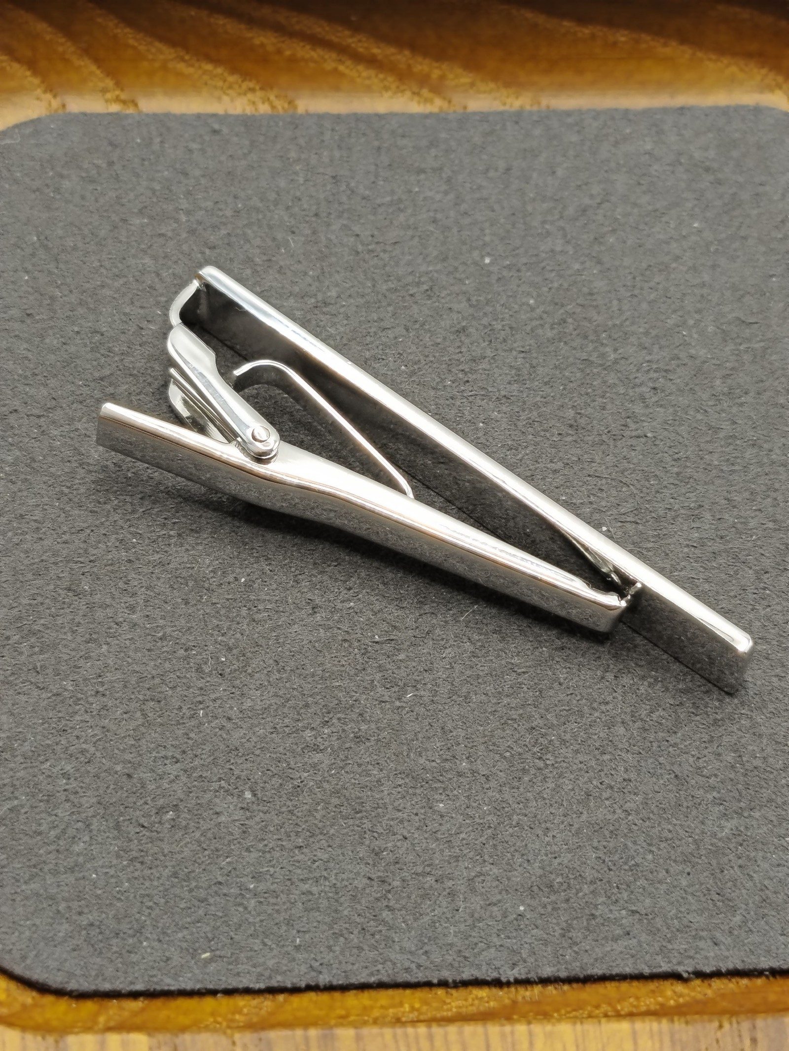 Valentino silver Tone Men's Tie Clip Elegant Accessory image 4