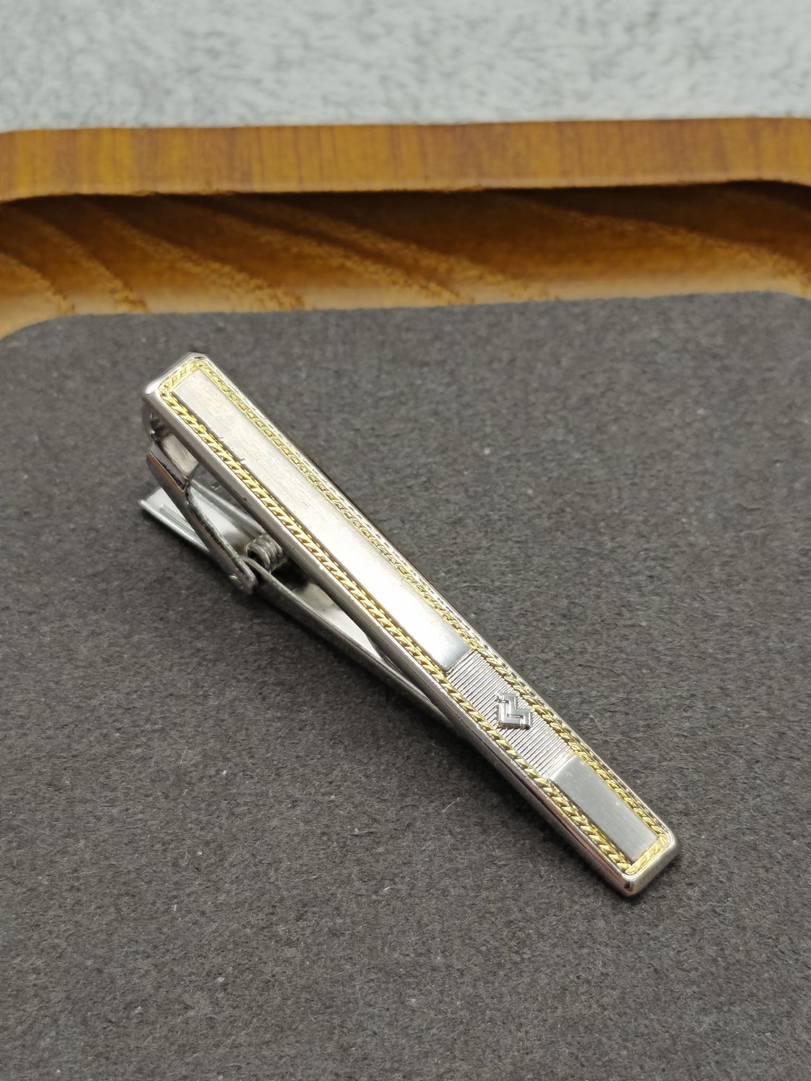 Valentino silver Tone Men's Tie Clip Elegant Accessory image 7