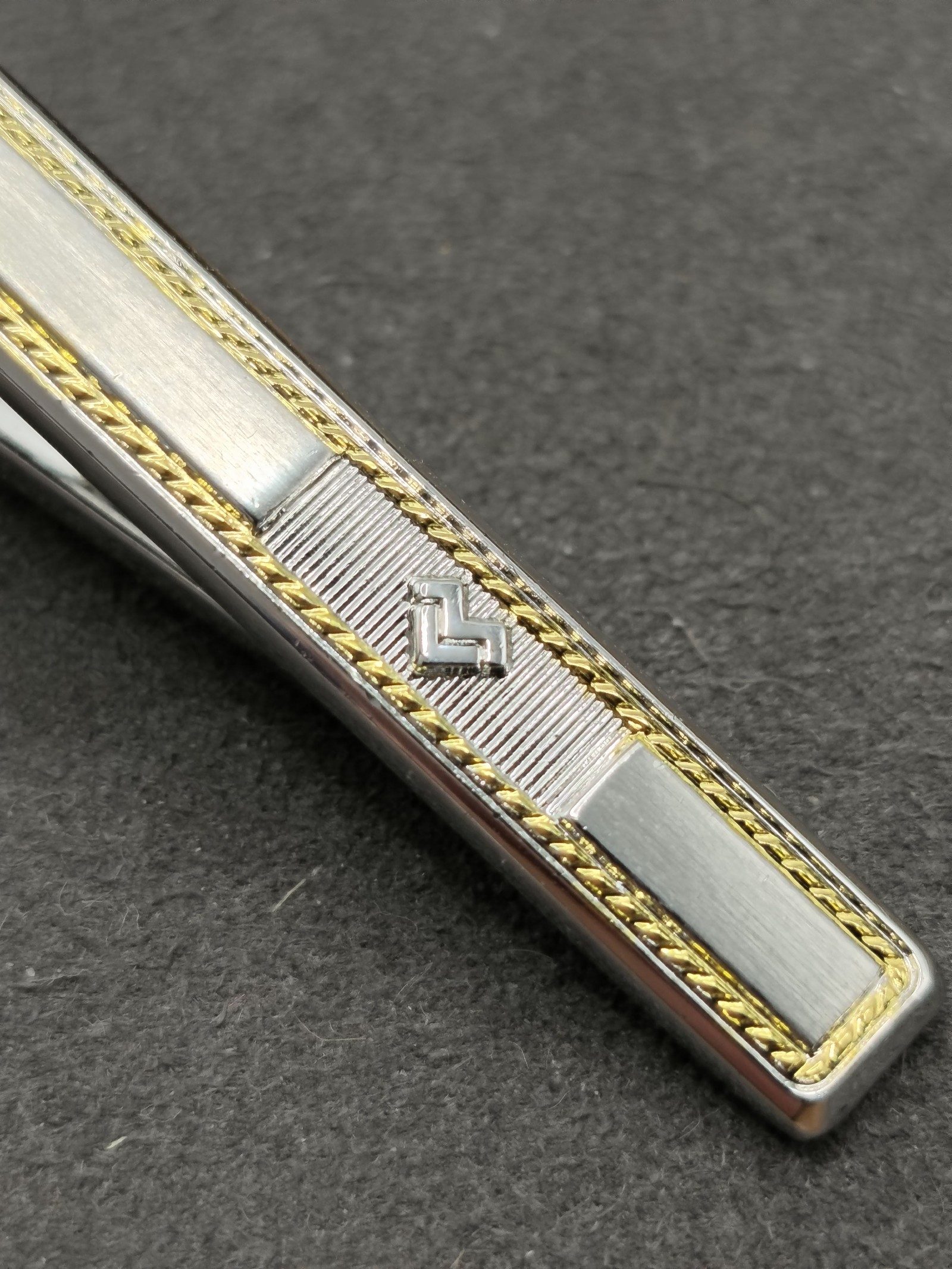 Valentino silver Tone Men's Tie Clip Elegant Accessory image 8