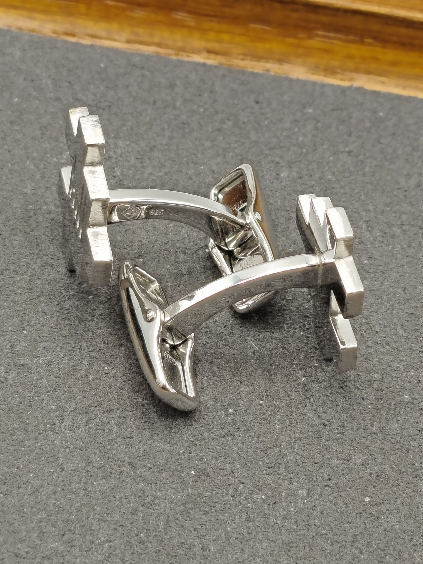 Dunhill Men Silver Puzzle Logo Cufflinks image 10