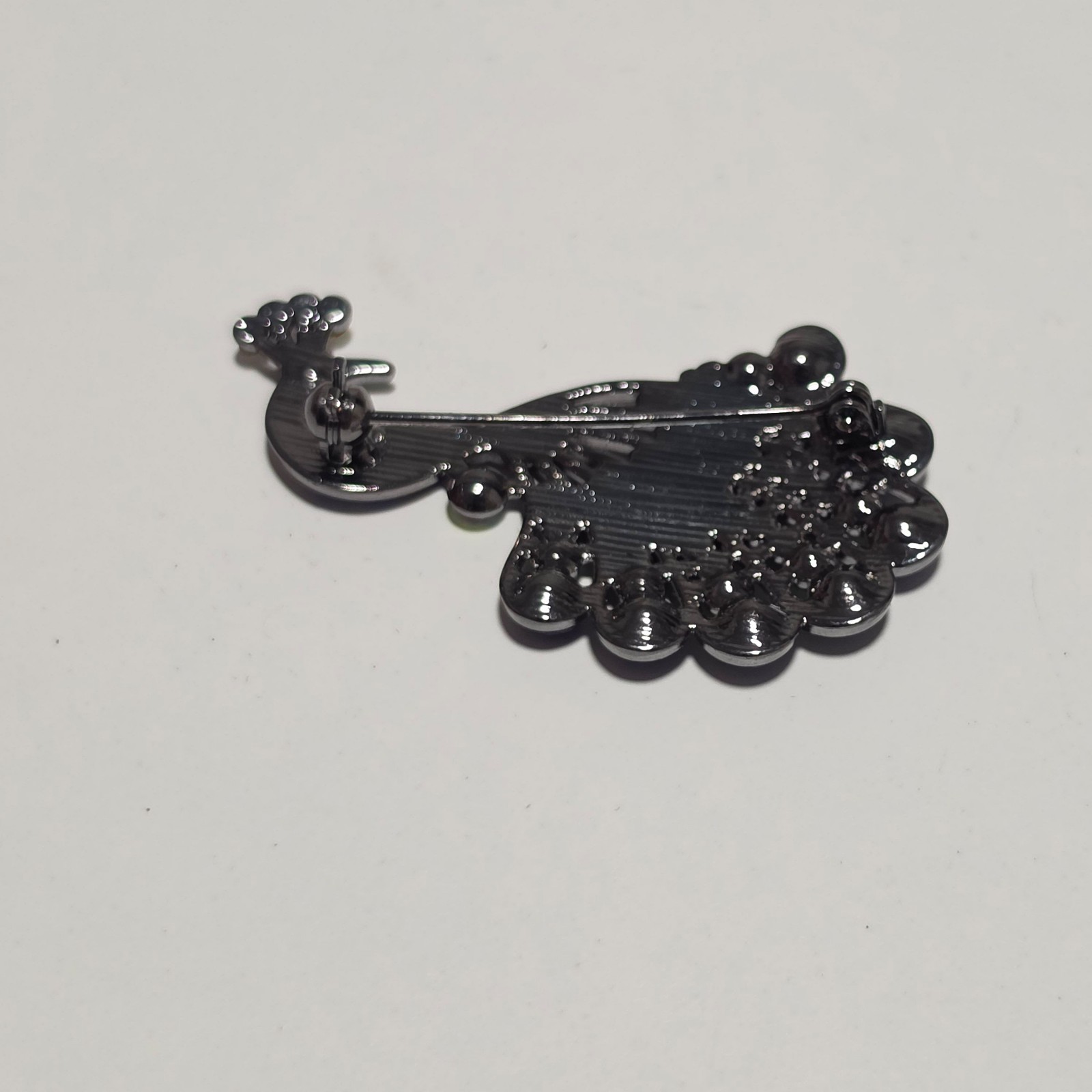 Peacock Shaped Multi-Coloured Rhinestone Brooch .b5 image 2