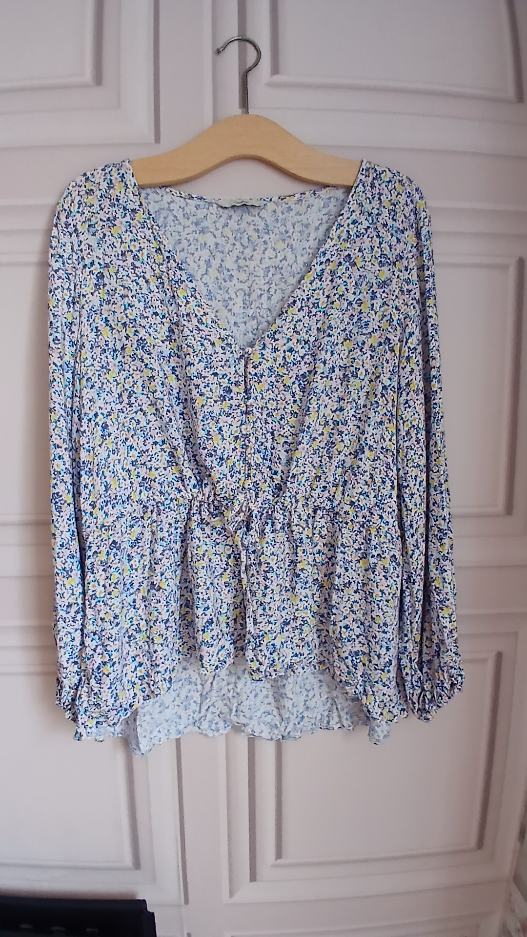 Women's Multi Floral Button Up Peplum Blouse with Tie Waist Size 18