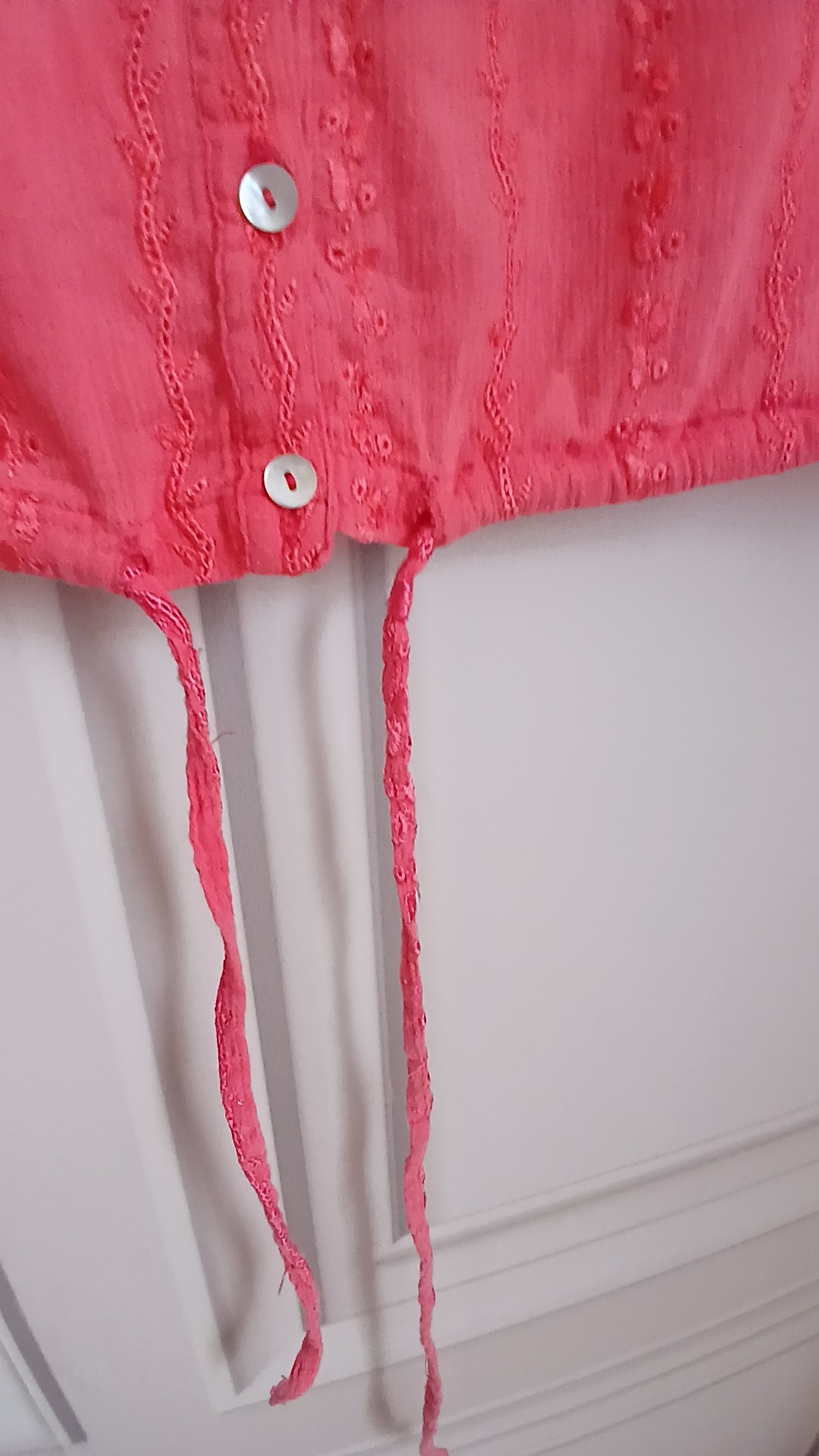 Coral Embroidered Sleeveless Button Top Size 20 image 4