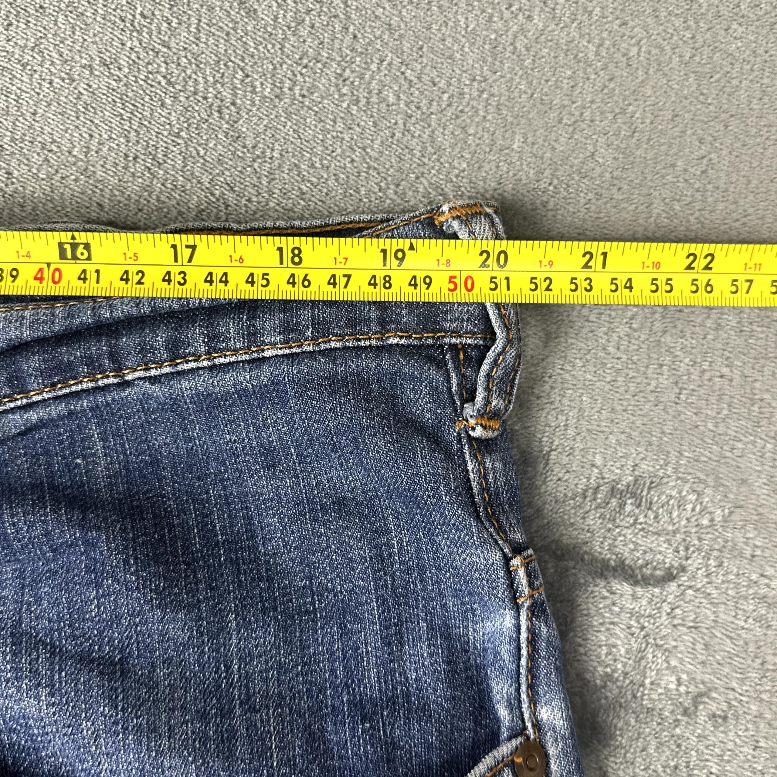 Lee Men’s Blue Relaxed Fit Straight Leg Jeans W40 L26 / L27 Mid Wash image 4