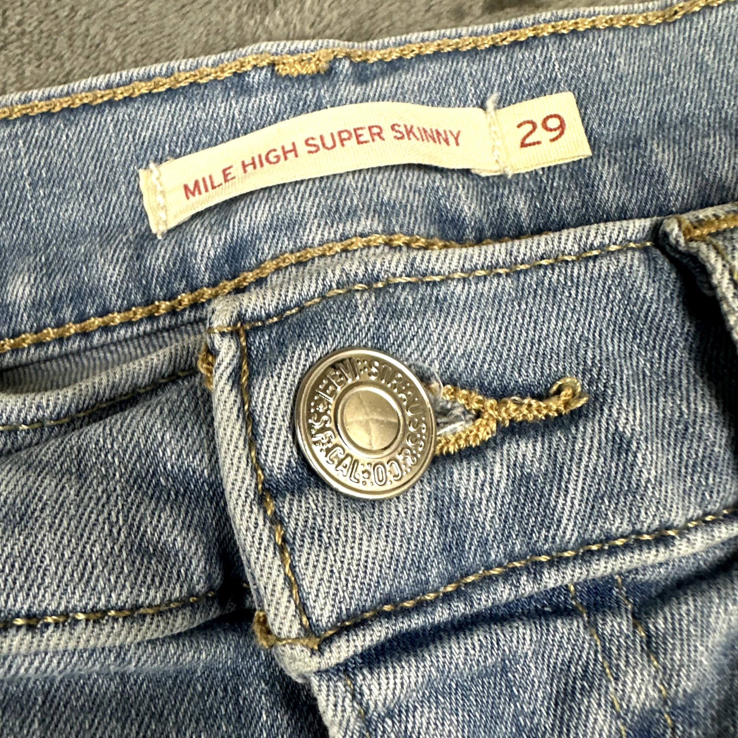 Levi's Mile High Super Skinny Jeans W29 L28 Light Wash Blue High Waisted image 5