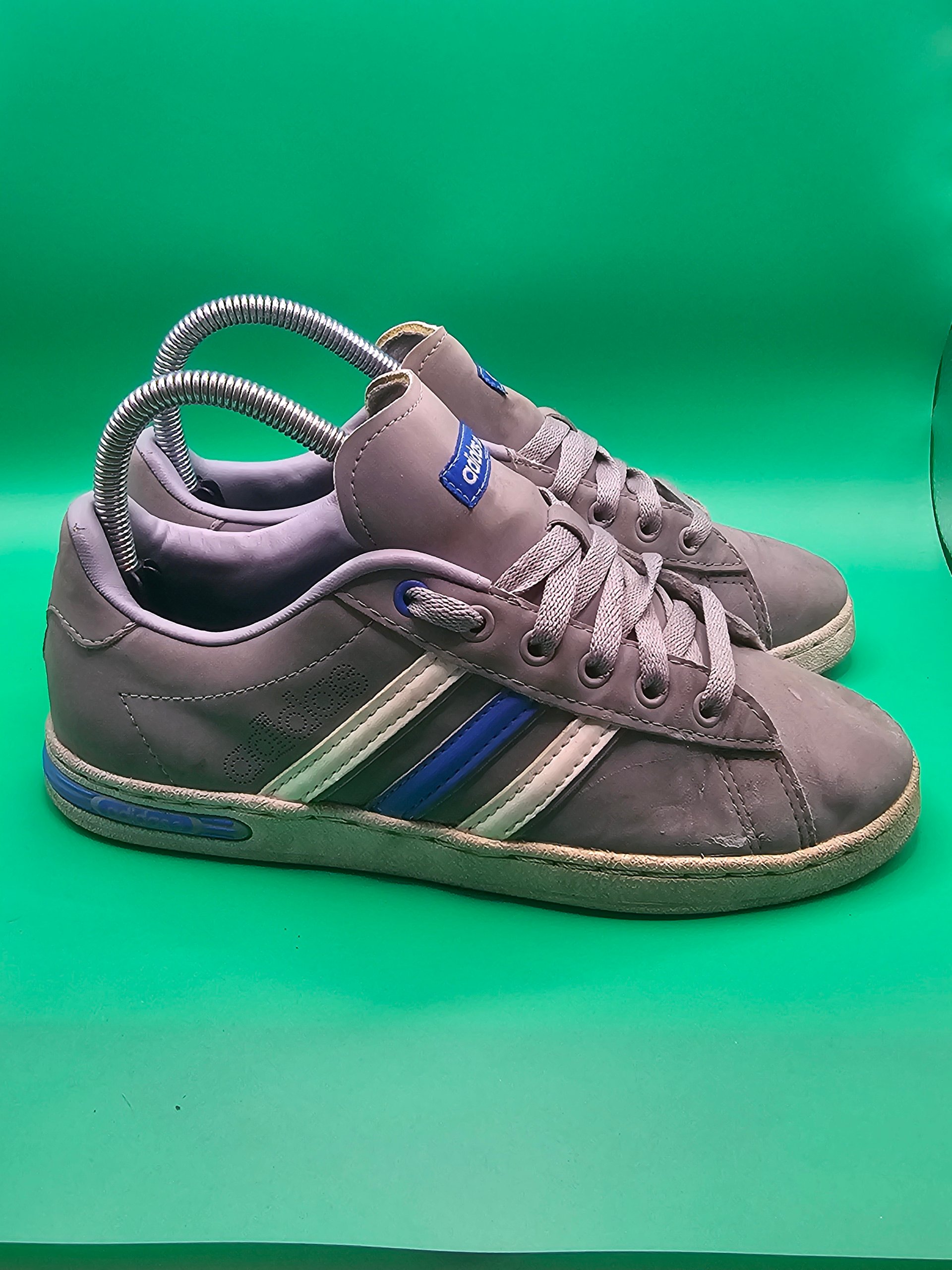 Adidas Grey & Blue Casual Sneakers Kids UK Size 3 Boys Originals image 2