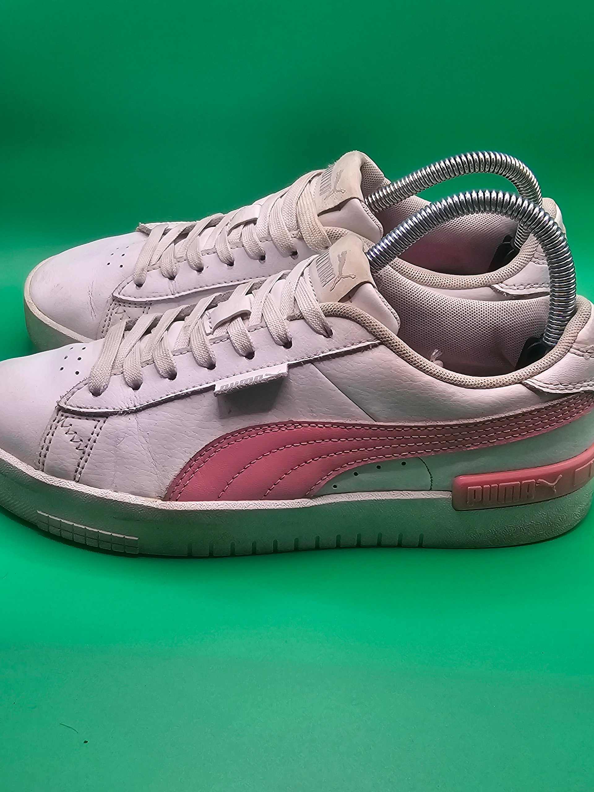 Puma White & Pink Leather Trainers UK 5.5 Kids Womens image 3
