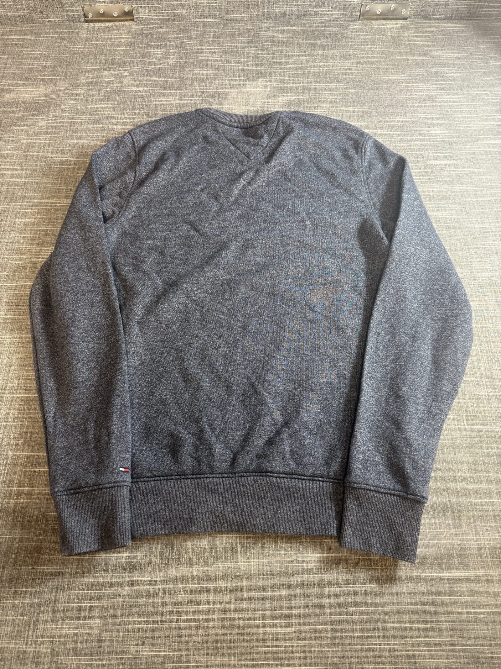 Tommy Jeans Men’s Grey Crew Neck Sweatshirt Small 1985 Logo image 4