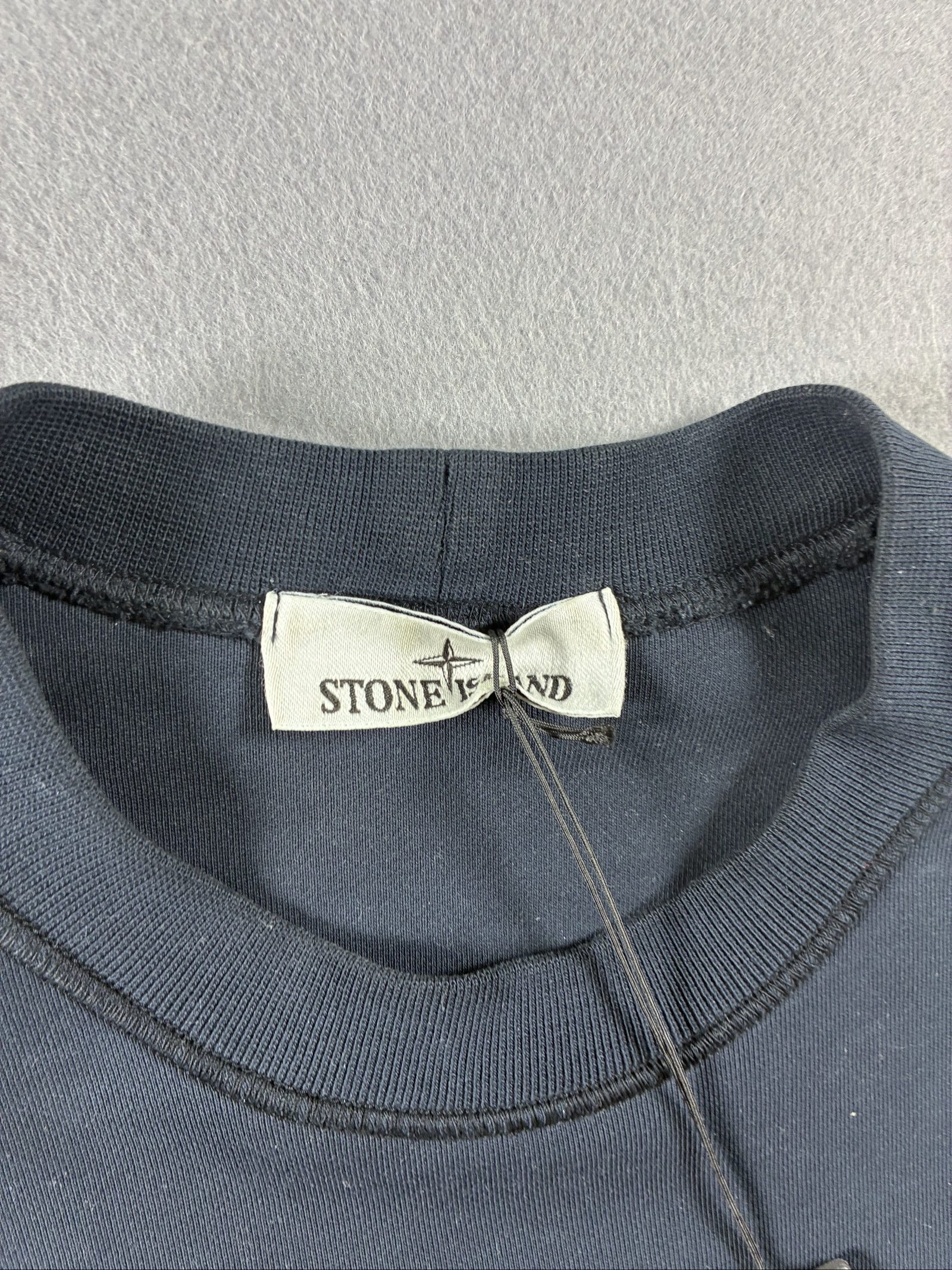 Stone Island Men's Black Logo Cotton Sweatshirt Large image 8