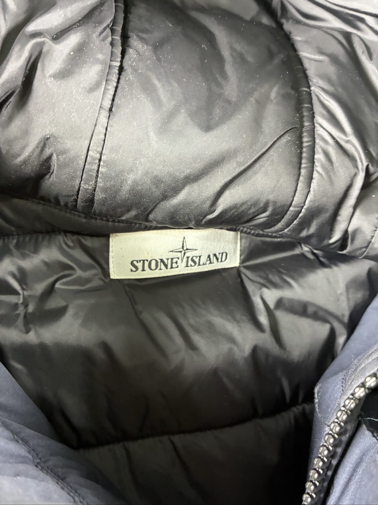 Stone Island Men's Navy Hooded Puffer Jacket Large Detachable Patch image 2