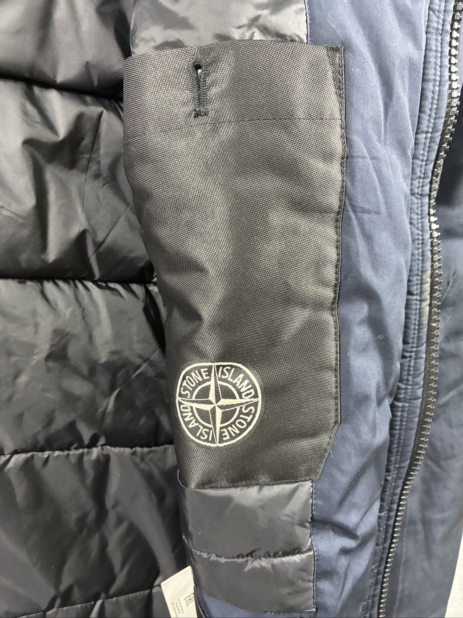 Stone Island Men's Navy Hooded Puffer Jacket Large Detachable Patch image 7