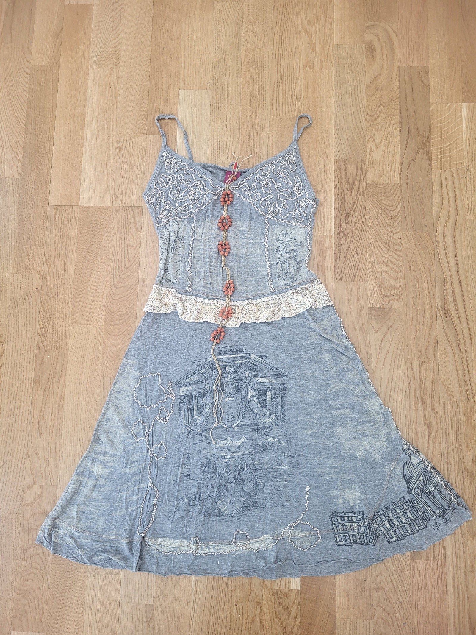 Save the Queen! Womens Grey Embellished Midi Printed Dress Size L