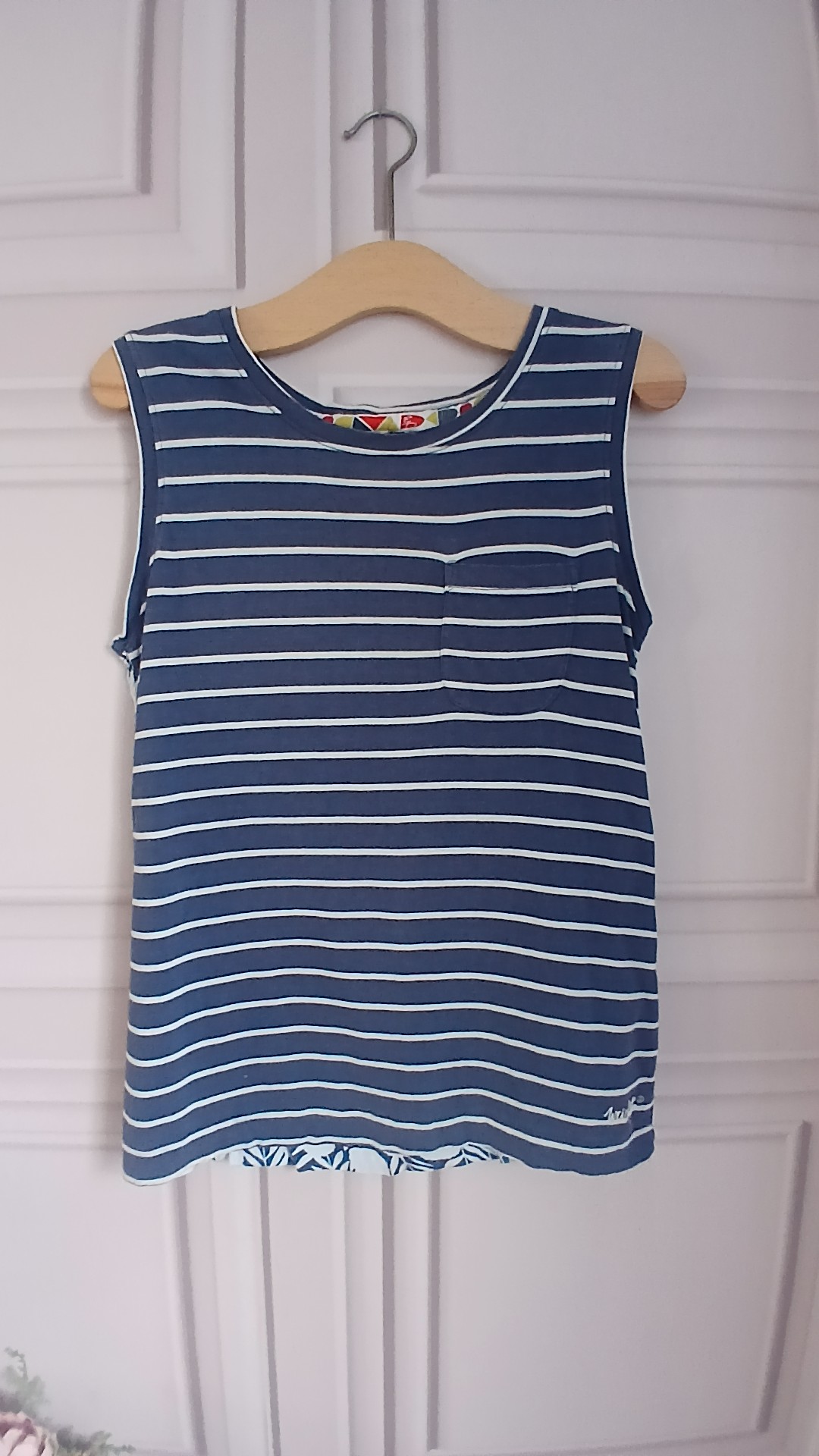 Weird Fish Women's Navy & White Stripe Tank Top Size 12