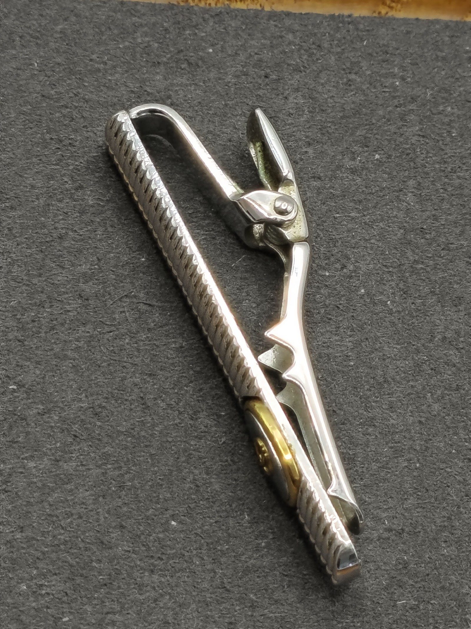 Dunhill Silver & Gold Tone Men's Tie Clip image 6